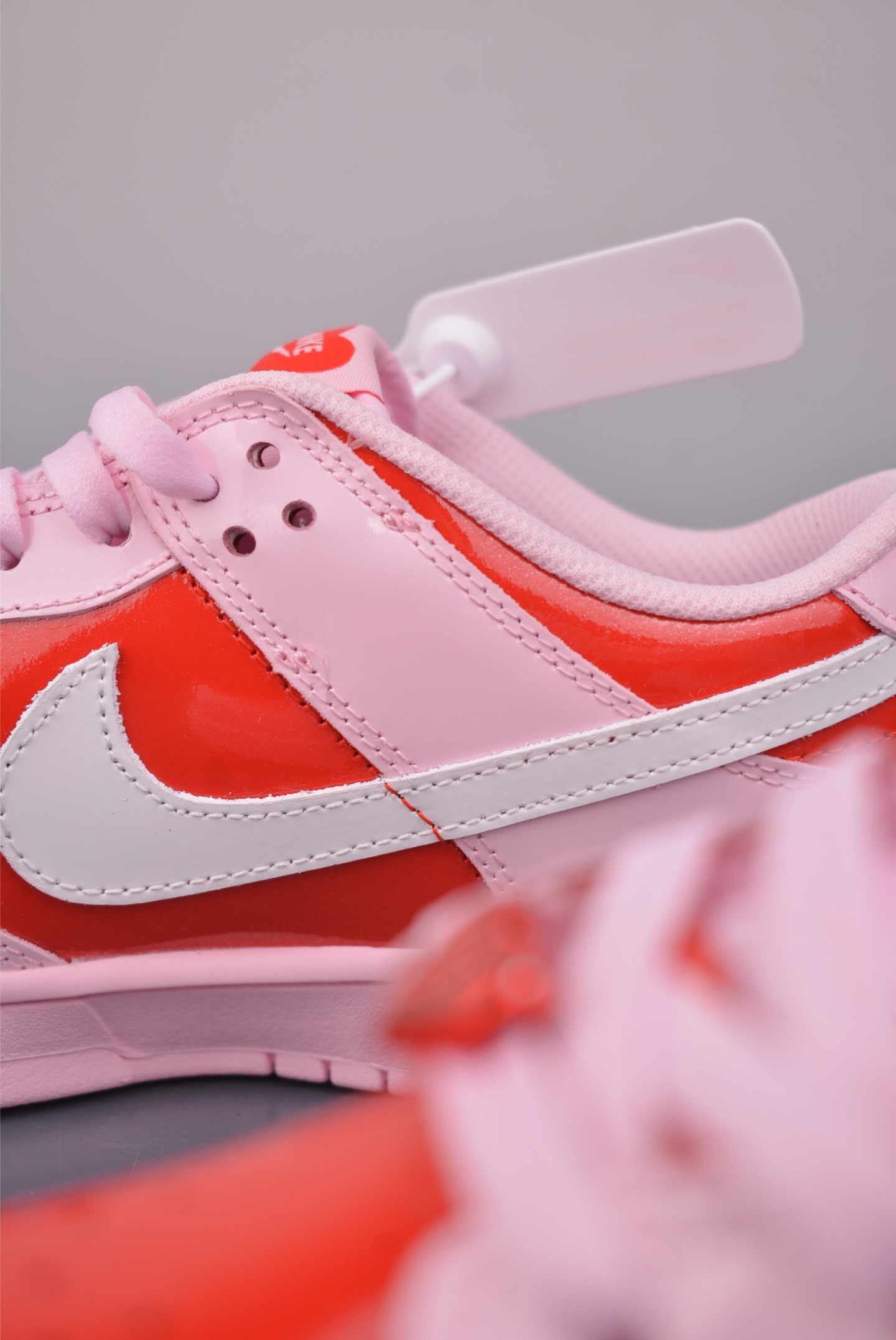 Nike SB Dunk Low 红粉 IQ0218-663-Top High Quatity Cheap Sneakers Fashion Clothing Clothes Bags handbags Shoes of all Brand wholesale With The best Quality And Beautiful Price from China Factory Chinese suppliers wholesaler seller Nike SB Dunk Low 红粉 IQ0218-663