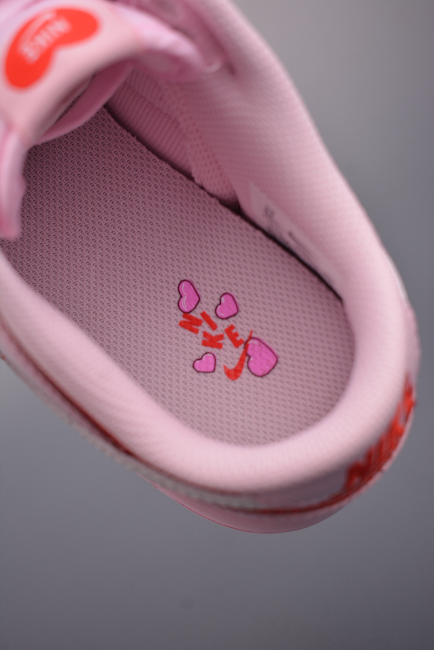 Nike SB Dunk Low 红粉 IQ0218-663-Top High Quatity Cheap Sneakers Fashion Clothing Clothes Bags handbags Shoes of all Brand wholesale With The best Quality And Beautiful Price from China Factory Chinese suppliers wholesaler seller Nike SB Dunk Low 红粉 IQ0218-663