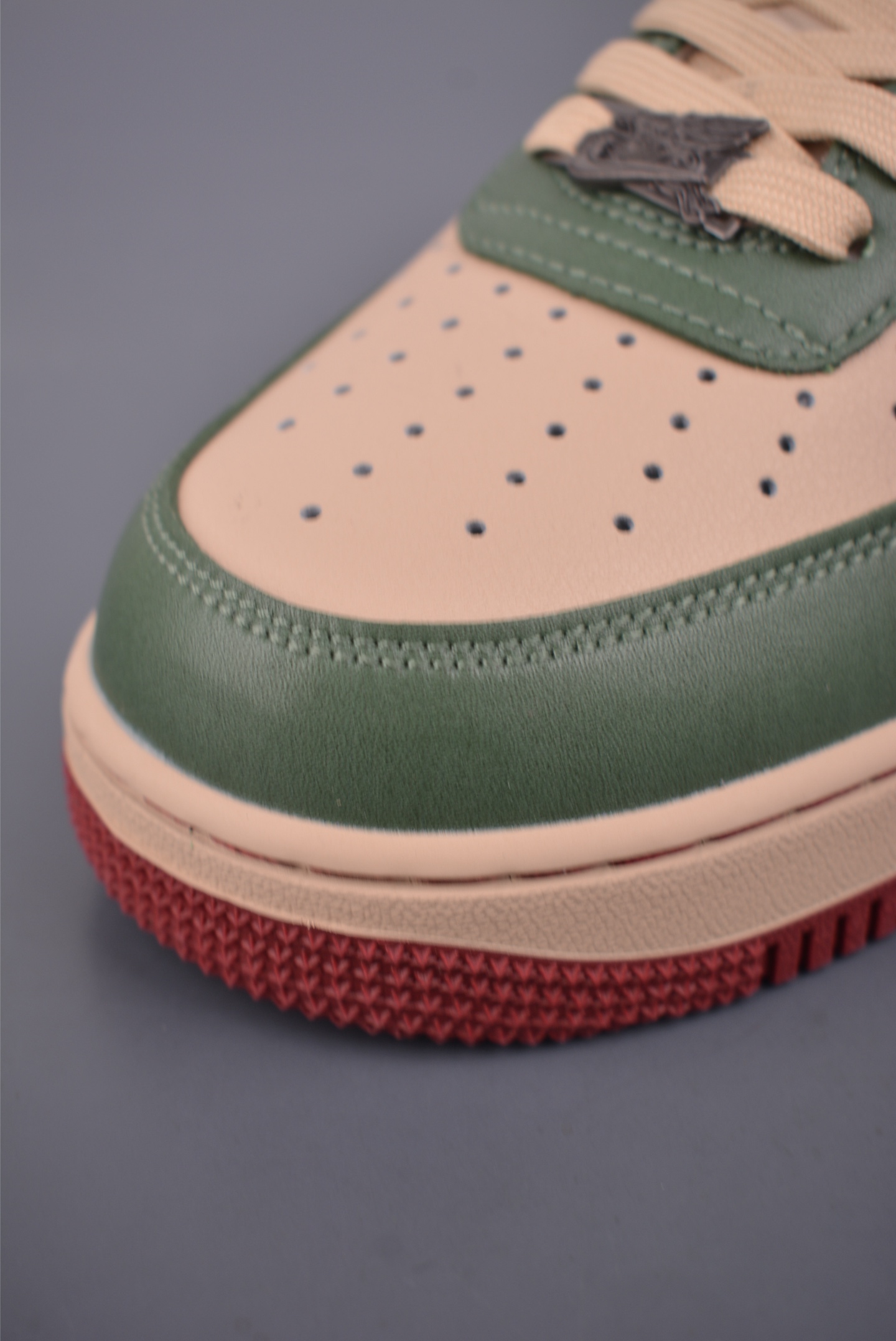 Nike Air Force 1 Low 马年限定 NH0601-518-Top High Quatity Cheap Sneakers Fashion Clothing Clothes Bags handbags Shoes of all Brand wholesale With The best Quality And Beautiful Price from China Factory Chinese suppliers wholesaler seller Nike Air Force 1 Low 马年限定 NH0601-518