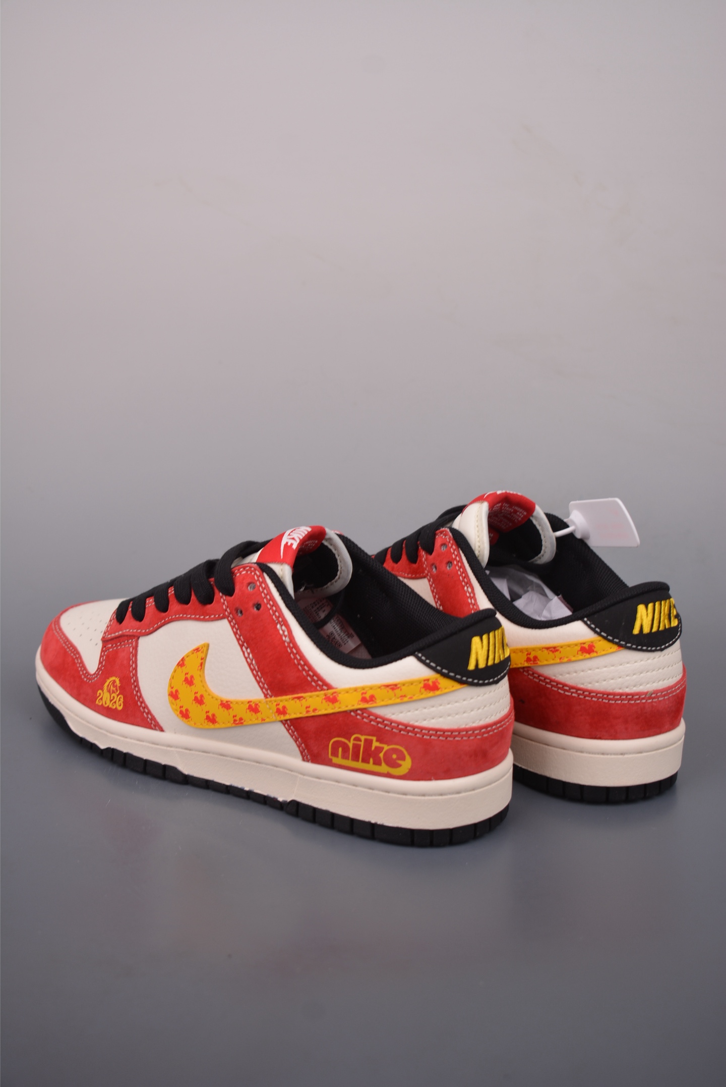 260 Nike SB Dunk Low 马年限定 xt6998-126-Chinese UA Cheap High Quatity Brand Clothes Bags handbags Sneakers wholesale wholesaler seller from China Factory suppliers Fashion Clothing Shoes best Quality Beautiful Price 260 Nike SB Dunk Low 马年限定 xt6998-126