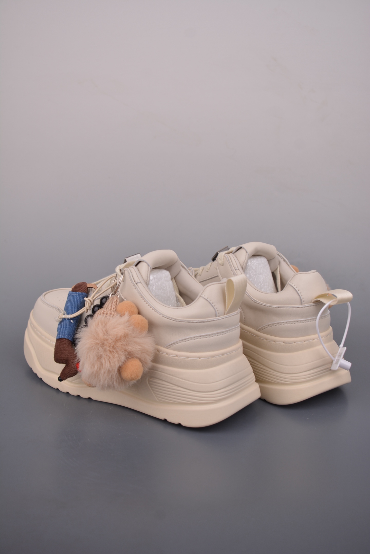GG-CC GG-CC Chunky Low 厚底增高运动老爹鞋 G25X4475B