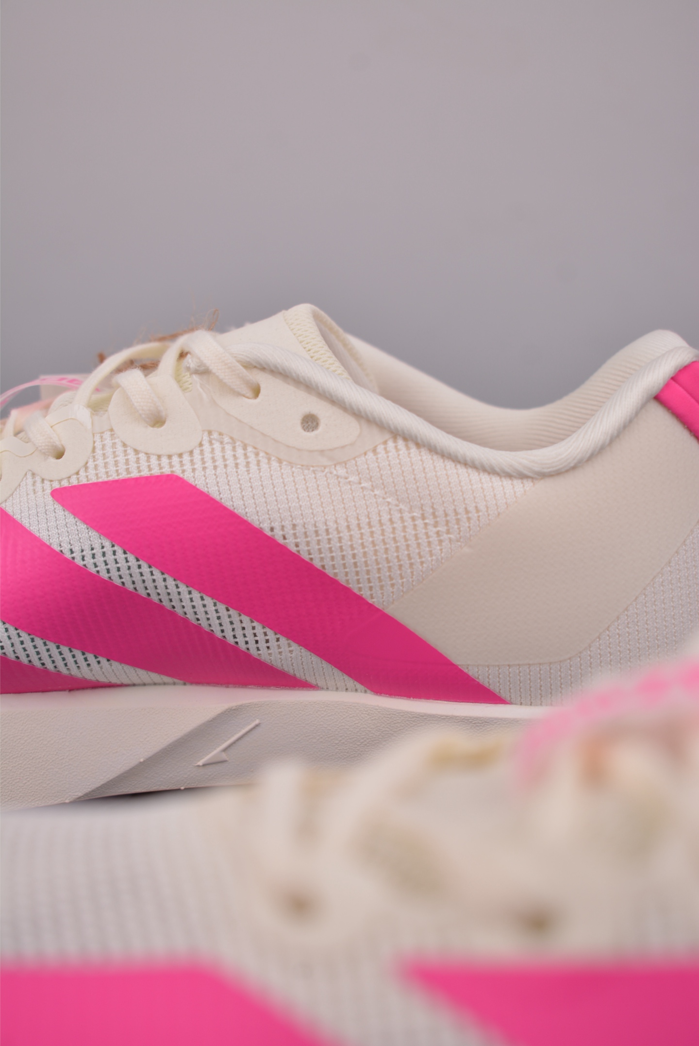 Adidas Adizero Boston 13 M 泡棉搭配全掌碳板 缓震透气跑步鞋 JQ9666-Chinese wholesaler seller Clothes Bags handbags wholesale Shoes High Quatity wholesaler seller Cheap Sneakers from China Factory Chinese suppliers china wholesale clothing wholesaler seller Adidas Adizero Boston 13 M 泡棉搭配全掌碳板 缓震透气跑步鞋 JQ9666