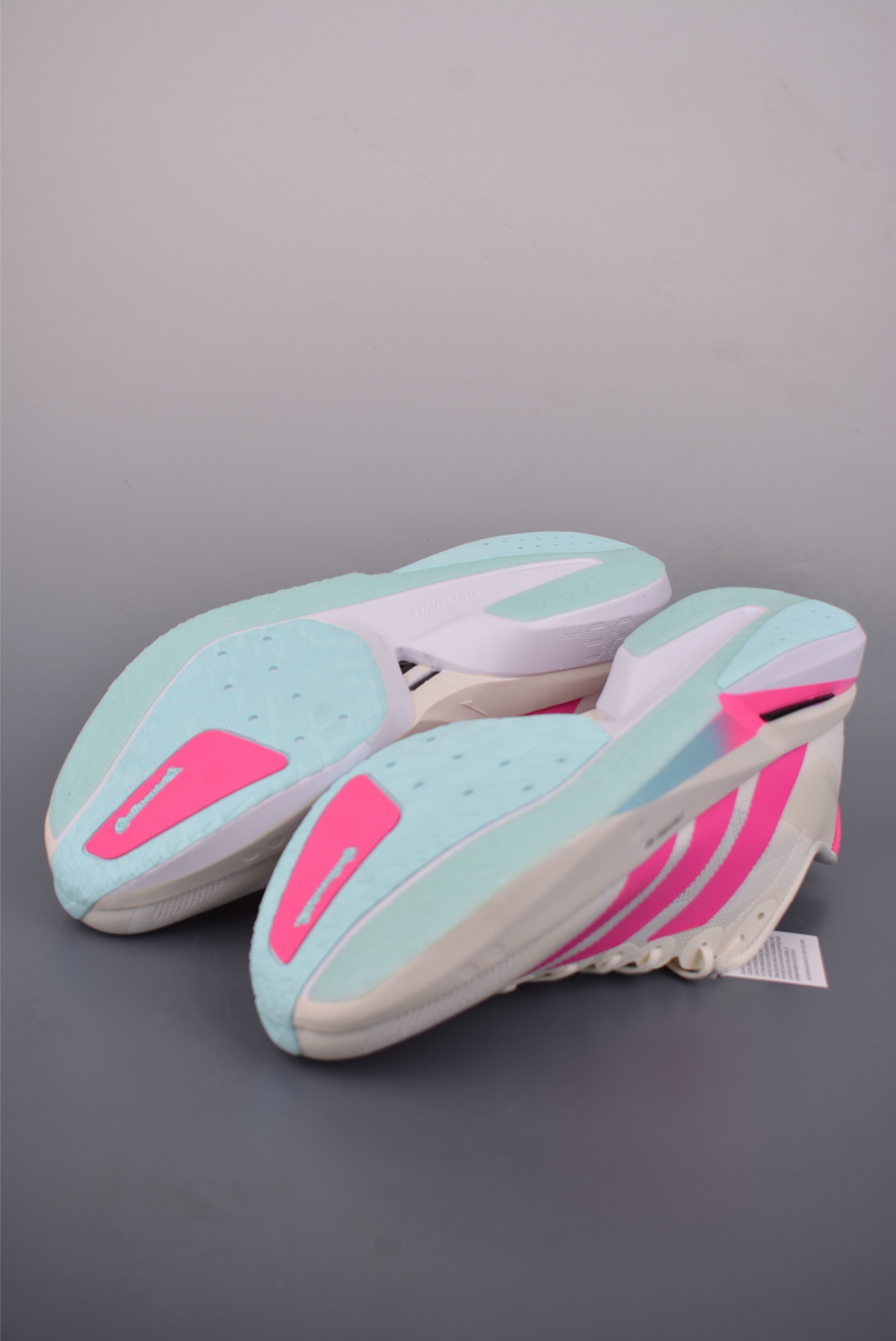 Adidas Adizero Boston 13 M 泡棉搭配全掌碳板 缓震透气跑步鞋 JQ9666-Chinese wholesaler seller Clothes Bags handbags wholesale Shoes High Quatity wholesaler seller Cheap Sneakers from China Factory Chinese suppliers china wholesale clothing wholesaler seller Adidas Adizero Boston 13 M 泡棉搭配全掌碳板 缓震透气跑步鞋 JQ9666