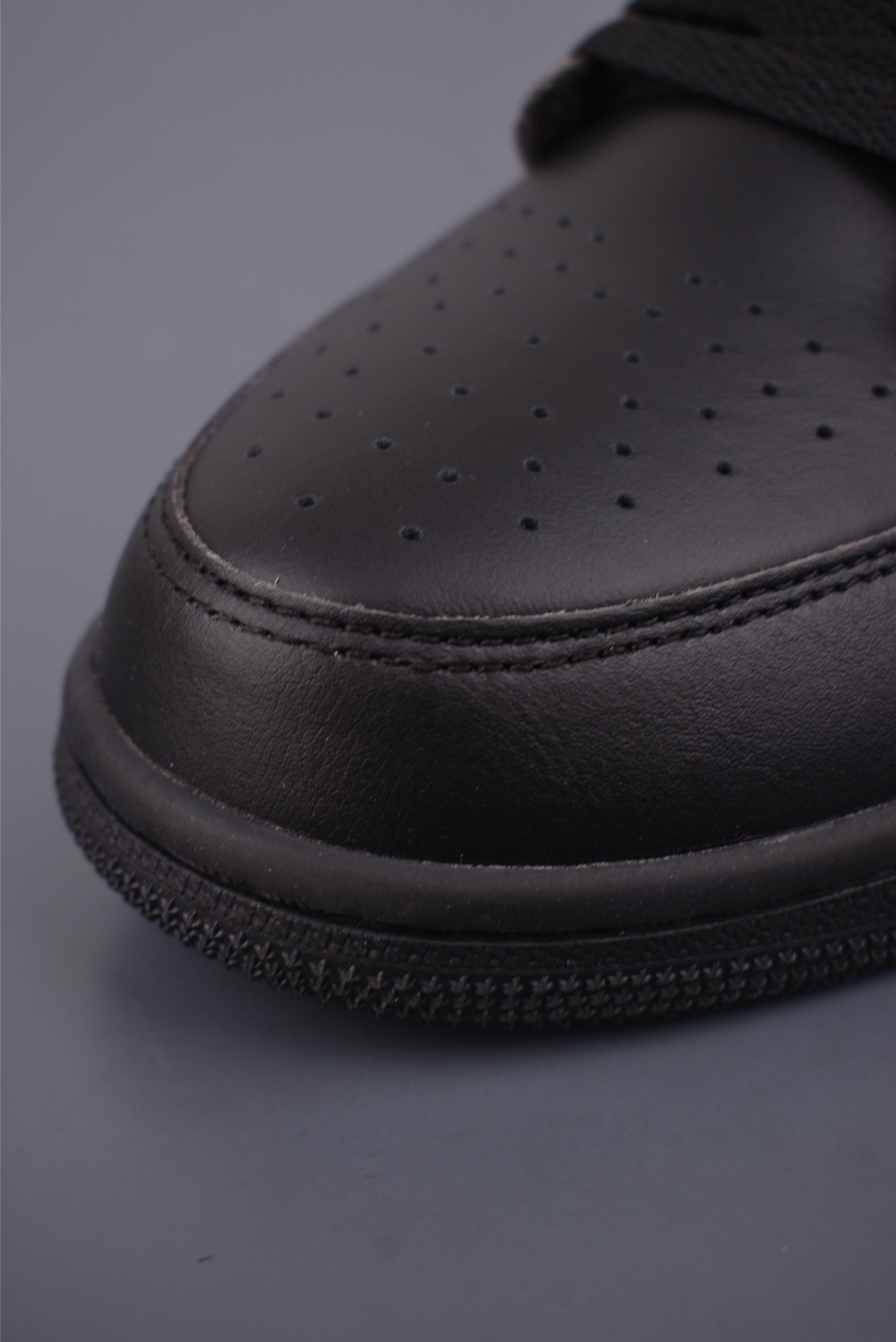 Air Jordan 1 Low 黑魂 AJ1乔1低帮休闲板鞋 553558-093-Top High Quatity Cheap Sneakers Fashion Clothing Clothes Bags handbags Shoes of all Brand wholesale With The best Quality And Beautiful Price from China Factory Chinese suppliers wholesaler seller Air Jordan 1 Low 黑魂 AJ1乔1低帮休闲板鞋 553558-093