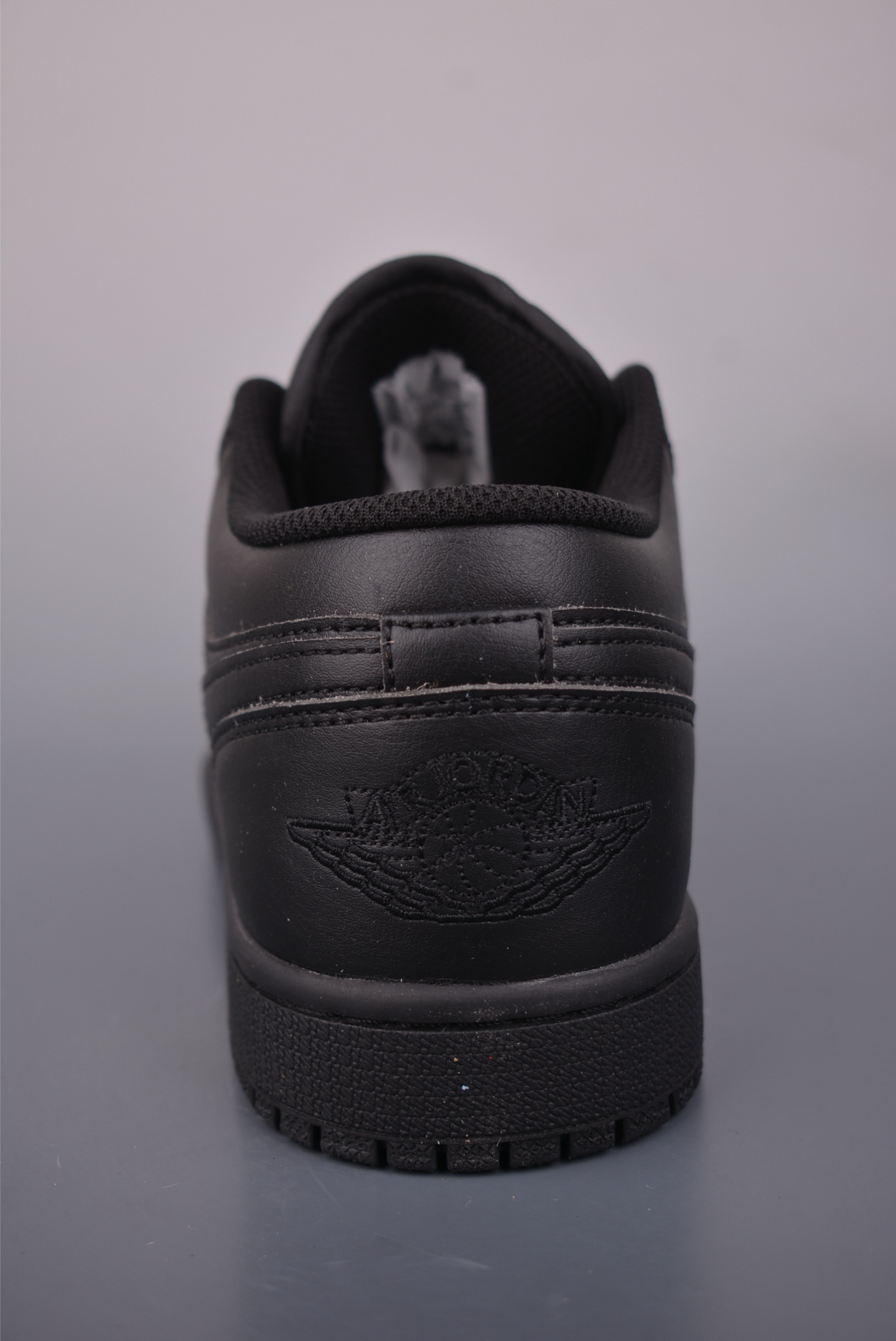 Air Jordan 1 Low 黑魂 AJ1乔1低帮休闲板鞋 553558-093-Top High Quatity Cheap Sneakers Fashion Clothing Clothes Bags handbags Shoes of all Brand wholesale With The best Quality And Beautiful Price from China Factory Chinese suppliers wholesaler seller Air Jordan 1 Low 黑魂 AJ1乔1低帮休闲板鞋 553558-093