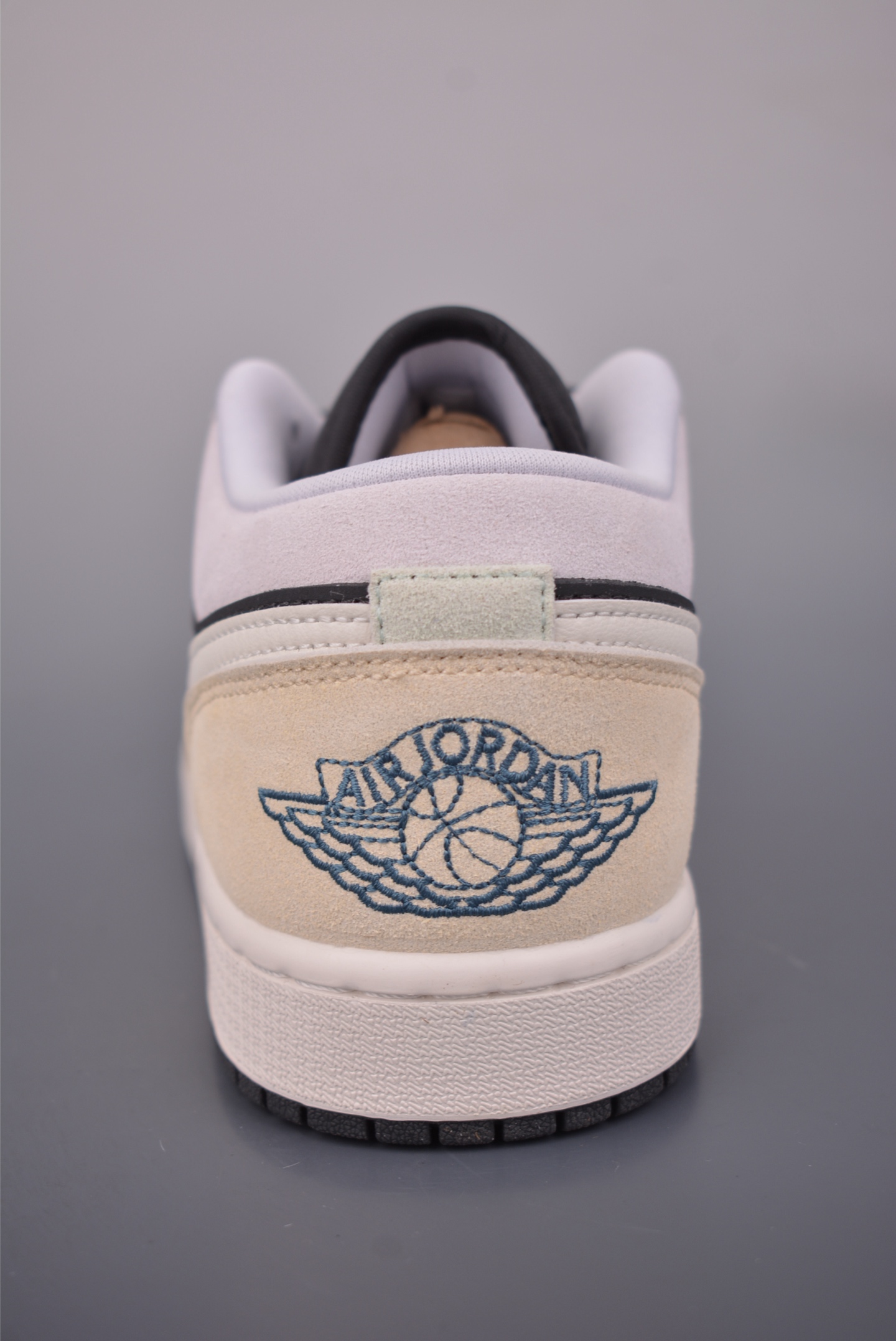 200 Air Jordan 1 Low 卡其粉 AJ1乔1低帮休闲板鞋 IB7109-004-Chinese UA Cheap High Quatity Brand Clothes Bags handbags Sneakers wholesale wholesaler seller from China Factory suppliers Fashion Clothing Shoes best Quality Beautiful Price 200 Air Jordan 1 Low 卡其粉 AJ1乔1低帮休闲板鞋 IB7109-004