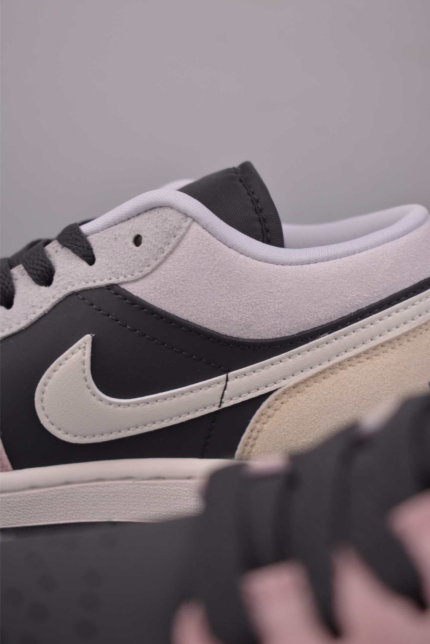 200 Air Jordan 1 Low 卡其粉 AJ1乔1低帮休闲板鞋 IB7109-004-Chinese UA Cheap High Quatity Brand Clothes Bags handbags Sneakers wholesale wholesaler seller from China Factory suppliers Fashion Clothing Shoes best Quality Beautiful Price 200 Air Jordan 1 Low 卡其粉 AJ1乔1低帮休闲板鞋 IB7109-004