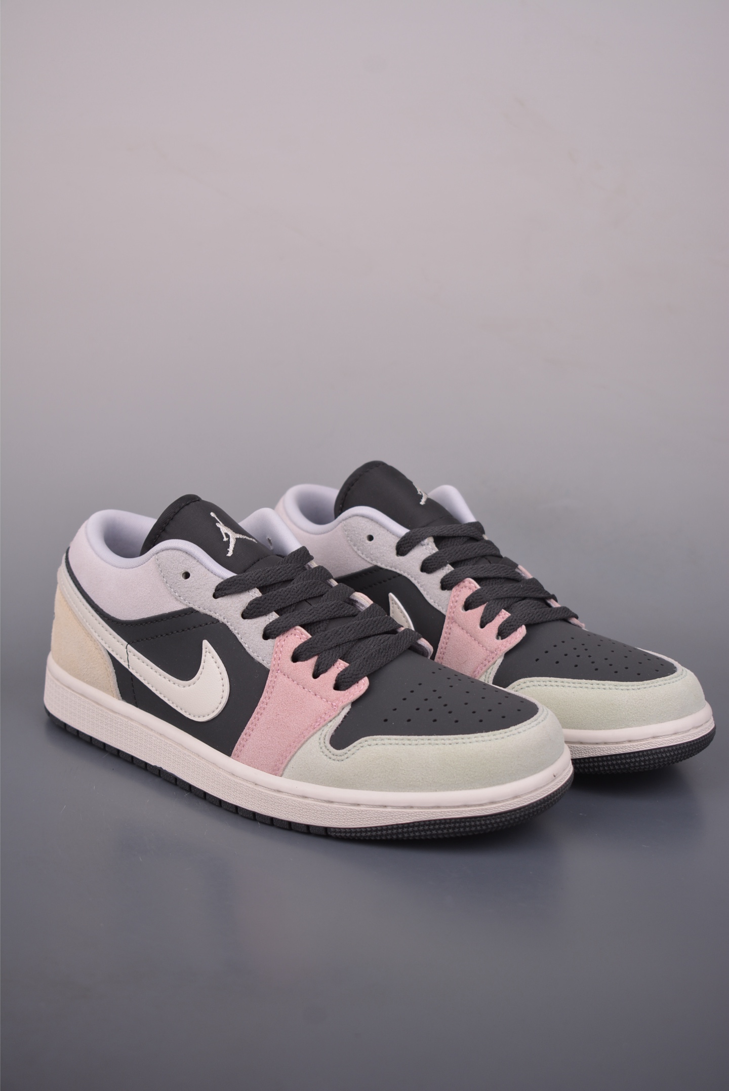 _do09smbOznt_eGLSog1sboBRLcHmxMgMTcKLazA