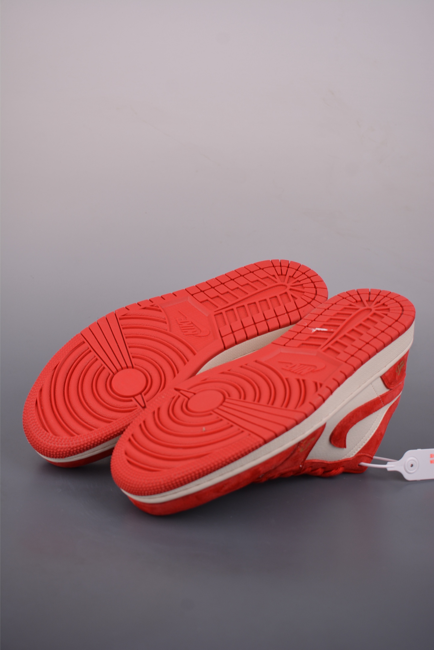 Nike Jordan Air Jordan 1 马年限定 DX6259-602-Chinese wholesaler seller Clothes Bags handbags wholesale Shoes High Quatity wholesaler seller Cheap Sneakers from China Factory Chinese suppliers china wholesale clothing wholesaler seller Nike Jordan Air Jordan 1 马年限定 DX6259-602