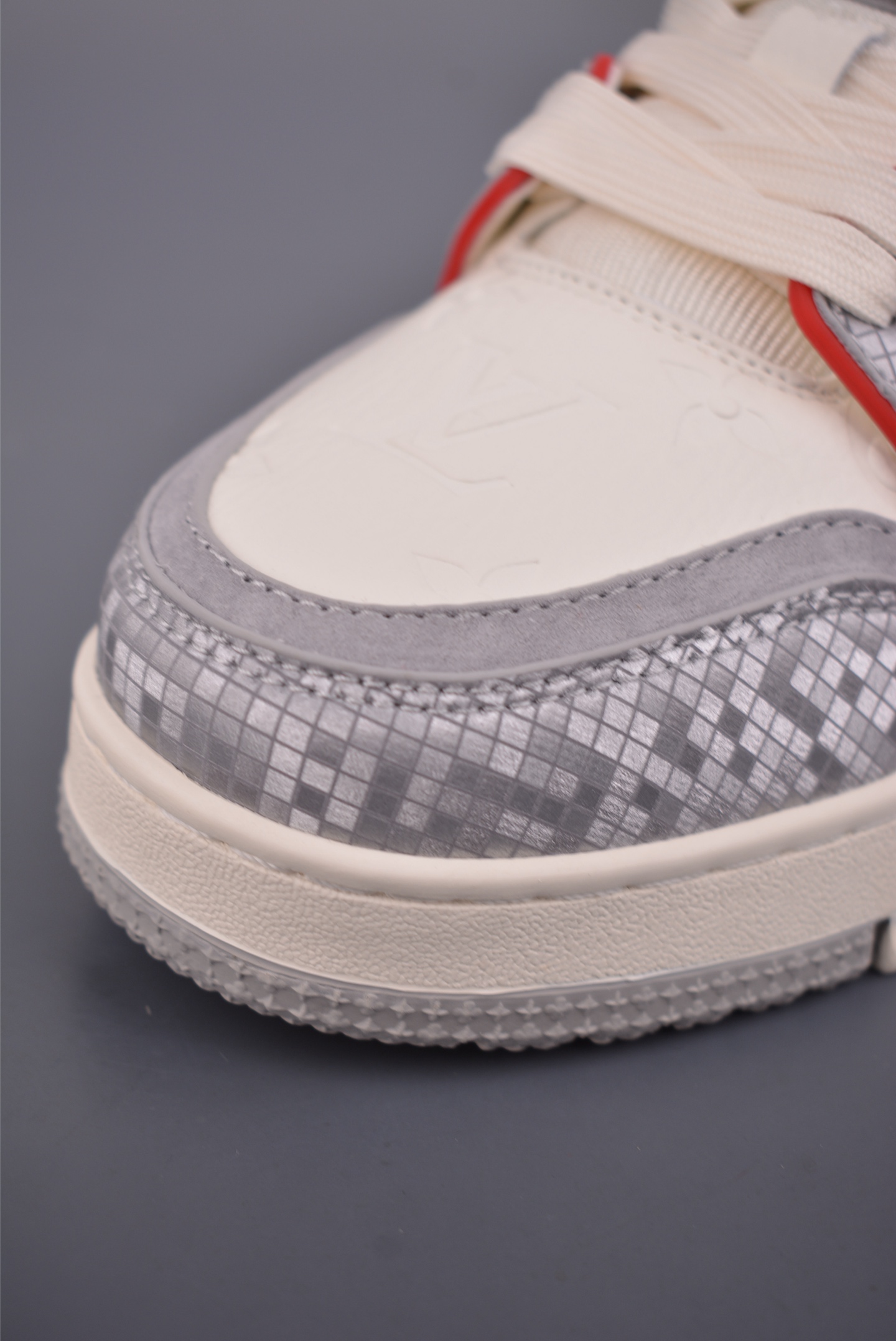 LOUIS VUITTON 路易威登 马年限定 LV Trainer 顶级创意联名 3311331-Top High Quatity Cheap Sneakers Fashion Clothing Clothes Bags handbags Shoes of all Brand wholesale With The best Quality And Beautiful Price from China Factory Chinese suppliers wholesaler seller LOUIS VUITTON 路易威登 马年限定 LV Trainer 顶级创意联名 3311331