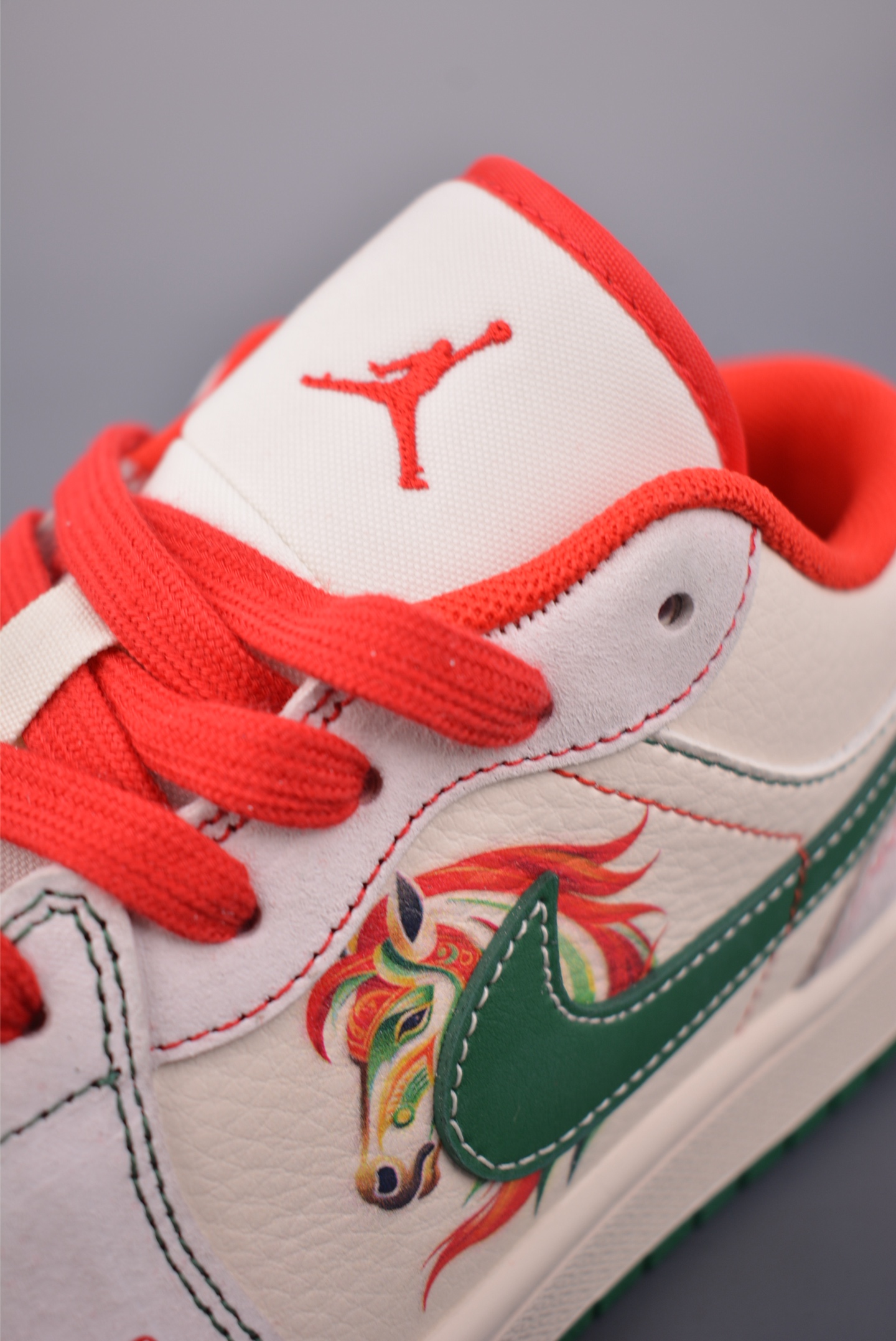260 Nike Jordan Air Jordan 1 马年限定 FF9989-031-Chinese UA Cheap High Quatity Brand Clothes Bags handbags Sneakers wholesale wholesaler seller from China Factory suppliers Fashion Clothing Shoes best Quality Beautiful Price 260 Nike Jordan Air Jordan 1 马年限定 FF9989-031