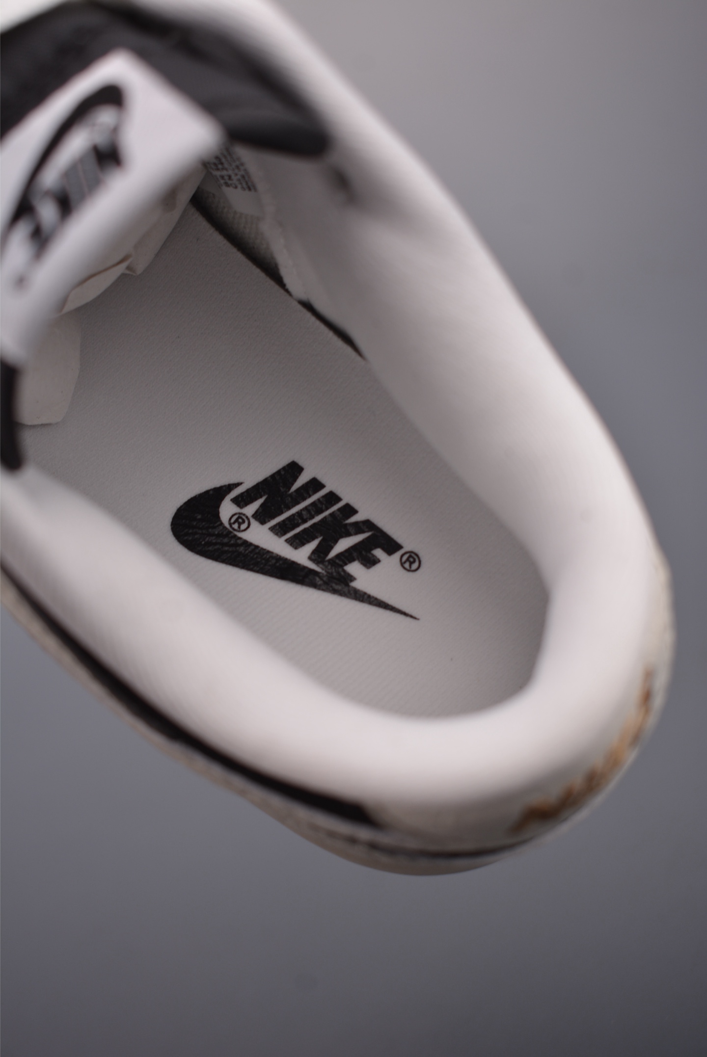 Nike SB Dunk Low 马年限定 IF3944-001-Top High Quatity Cheap Sneakers Fashion Clothing Clothes Bags handbags Shoes of all Brand wholesale With The best Quality And Beautiful Price from China Factory Chinese suppliers wholesaler seller Nike SB Dunk Low 马年限定 IF3944-001