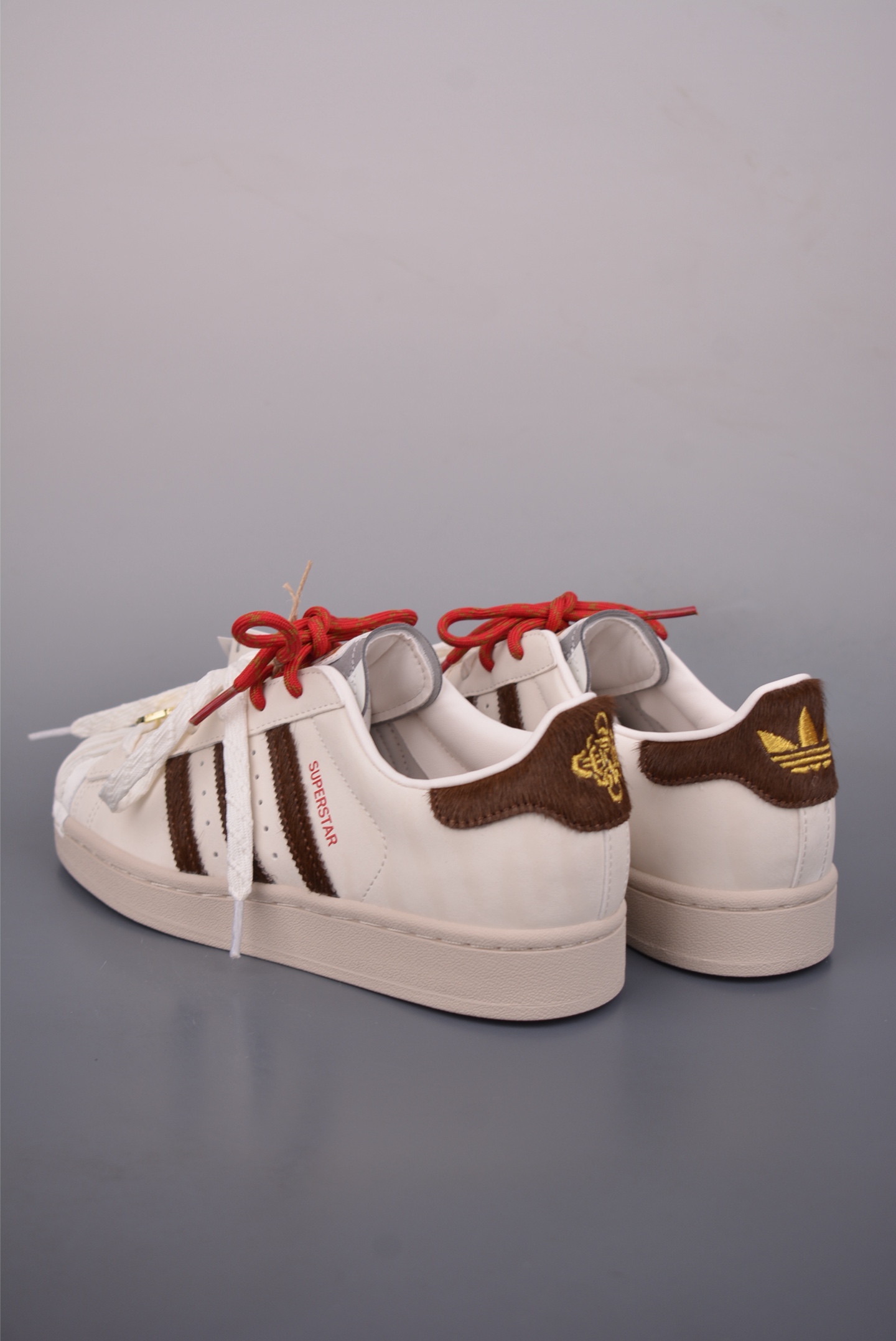 Adidas Originals Super版本 2025全新版本 贝壳头 KJ6293-Top High Quatity Cheap Sneakers Fashion Clothing Clothes Bags handbags Shoes of all Brand wholesale With The best Quality And Beautiful Price from China Factory Chinese suppliers wholesaler seller Adidas Originals Super版本 2025全新版本 贝壳头 KJ6293
