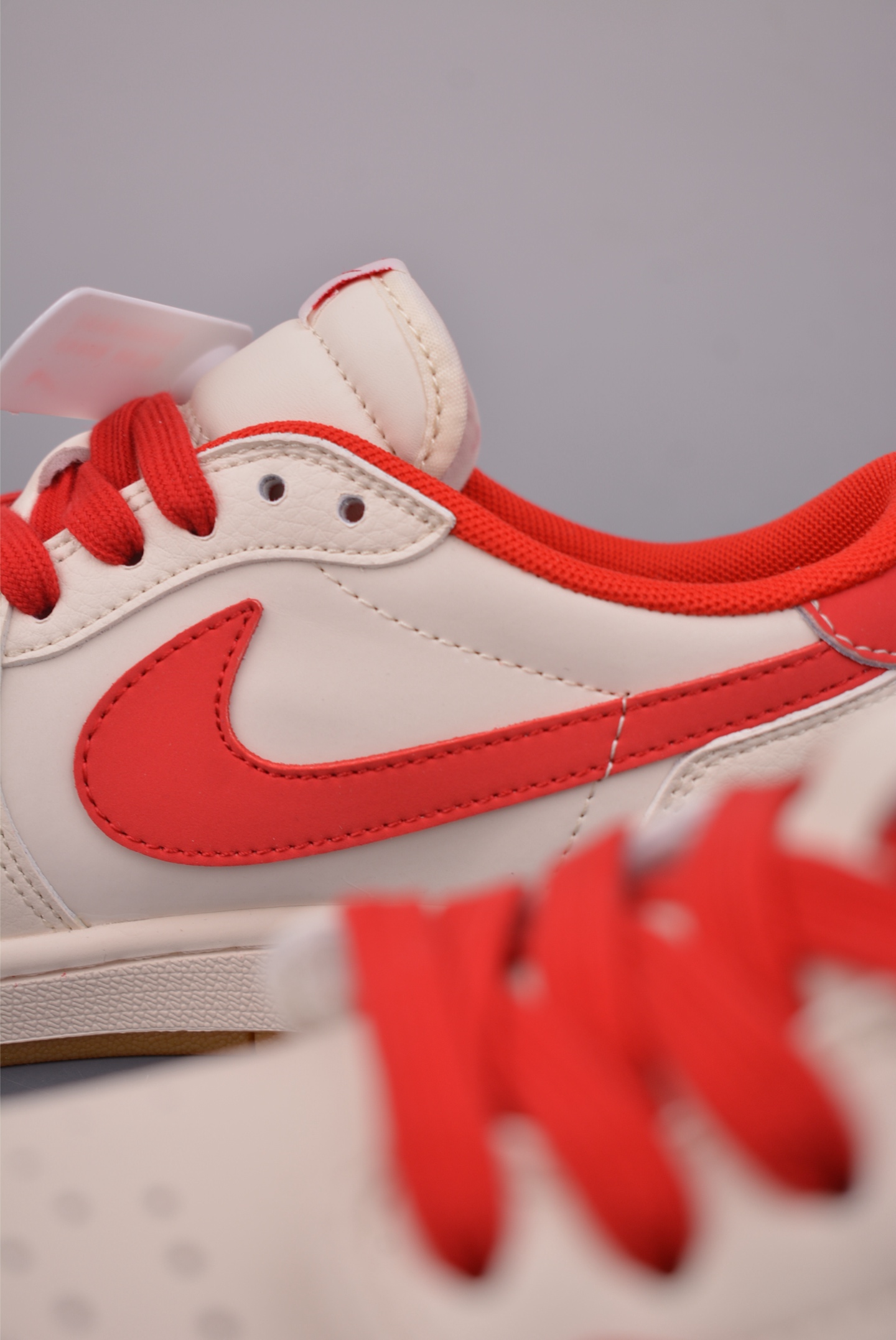 Fragment x Travis Scott x 马年限定 Air Jordan 1 Low 三方联名倒钩 ZH2598-902-Top High Quatity Cheap Sneakers Fashion Clothing Clothes Bags handbags Shoes of all Brand wholesale With The best Quality And Beautiful Price from China Factory Chinese suppliers wholesaler seller Fragment x Travis Scott x 马年限定 Air Jordan 1 Low 三方联名倒钩 ZH2598-902