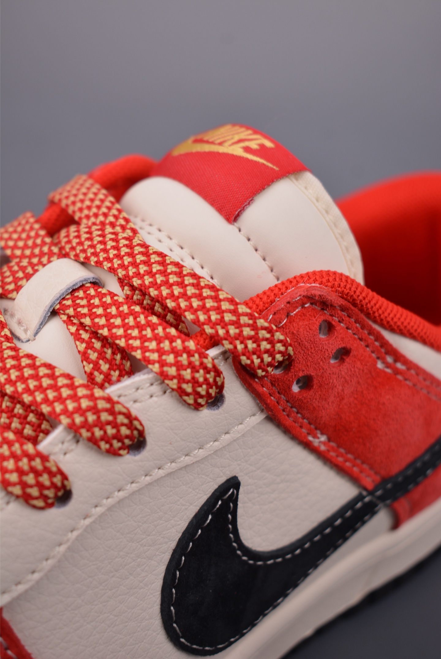 Nike SB Dunk Low 马年限定 CX5050-Y75-Top High Quatity Cheap Sneakers Fashion Clothing Clothes Bags handbags Shoes of all Brand wholesale With The best Quality And Beautiful Price from China Factory Chinese suppliers wholesaler seller Nike SB Dunk Low 马年限定 CX5050-Y75