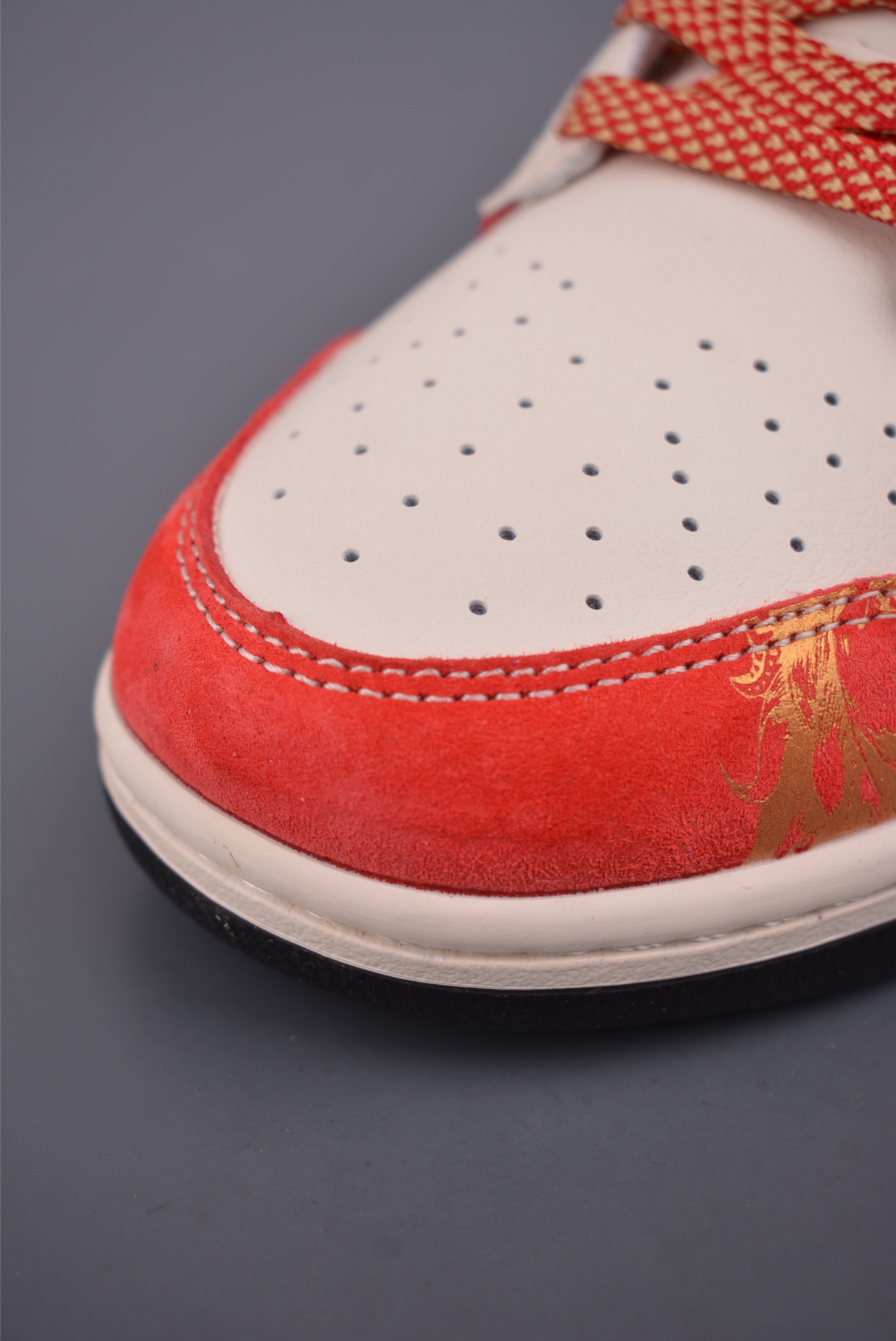 Nike SB Dunk Low 马年限定 CX5050-Y75-Top High Quatity Cheap Sneakers Fashion Clothing Clothes Bags handbags Shoes of all Brand wholesale With The best Quality And Beautiful Price from China Factory Chinese suppliers wholesaler seller Nike SB Dunk Low 马年限定 CX5050-Y75