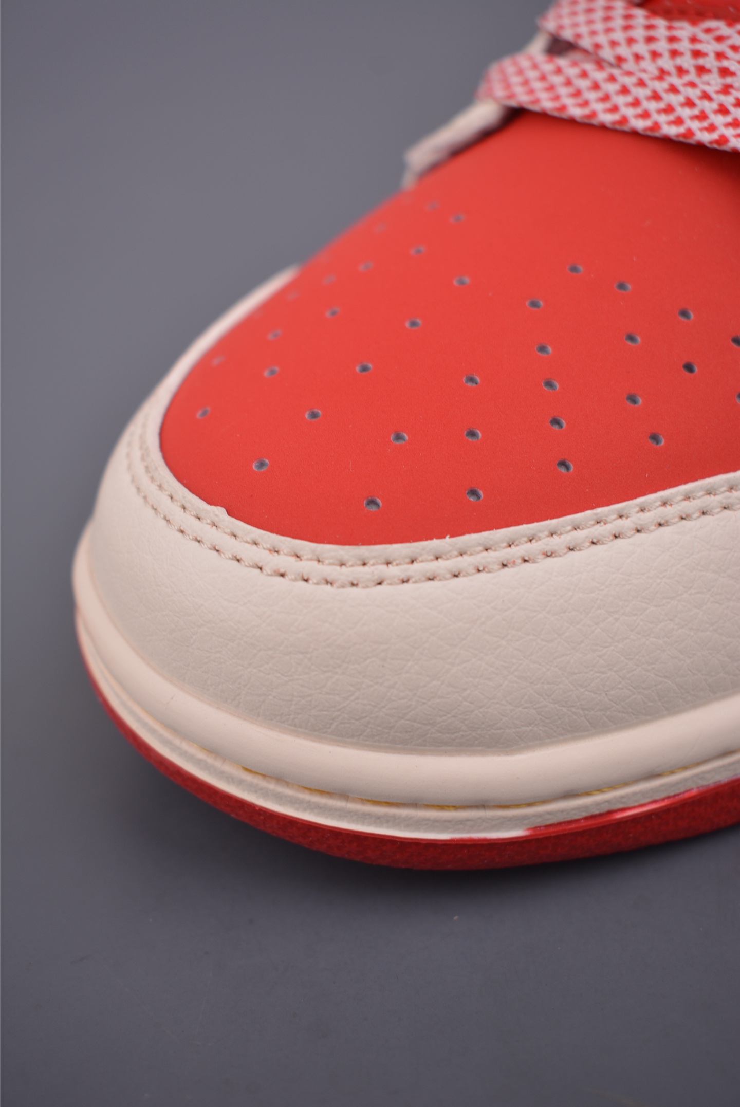 Nike SB Dunk Low 马年限定 FF9989-022-Chinese wholesaler seller Clothes Bags handbags wholesale Shoes High Quatity wholesaler seller Cheap Sneakers from China Factory Chinese suppliers china wholesale clothing wholesaler seller Nike SB Dunk Low 马年限定 FF9989-022