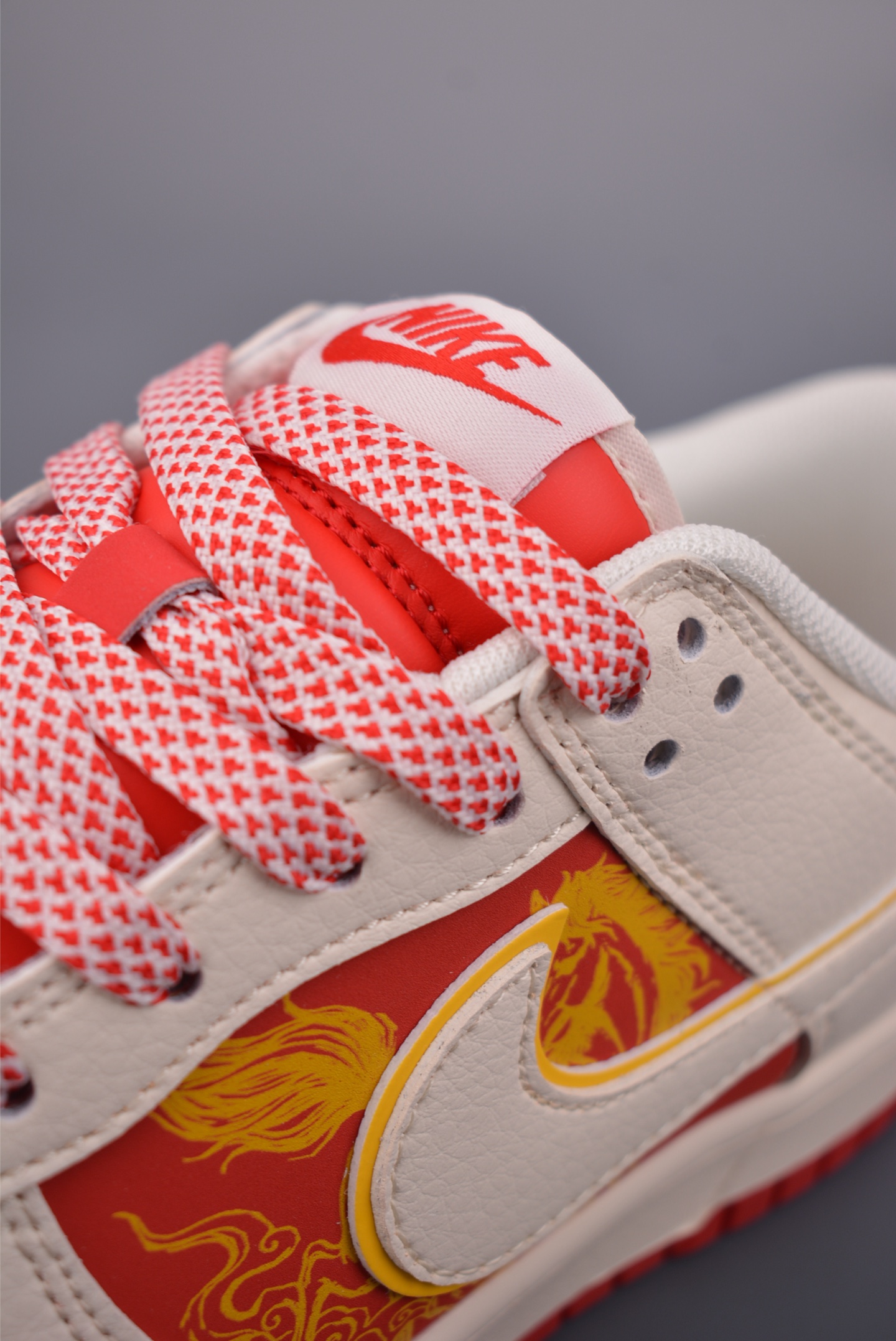 Nike SB Dunk Low 马年限定 FF9989-022-Chinese wholesaler seller Clothes Bags handbags wholesale Shoes High Quatity wholesaler seller Cheap Sneakers from China Factory Chinese suppliers china wholesale clothing wholesaler seller Nike SB Dunk Low 马年限定 FF9989-022