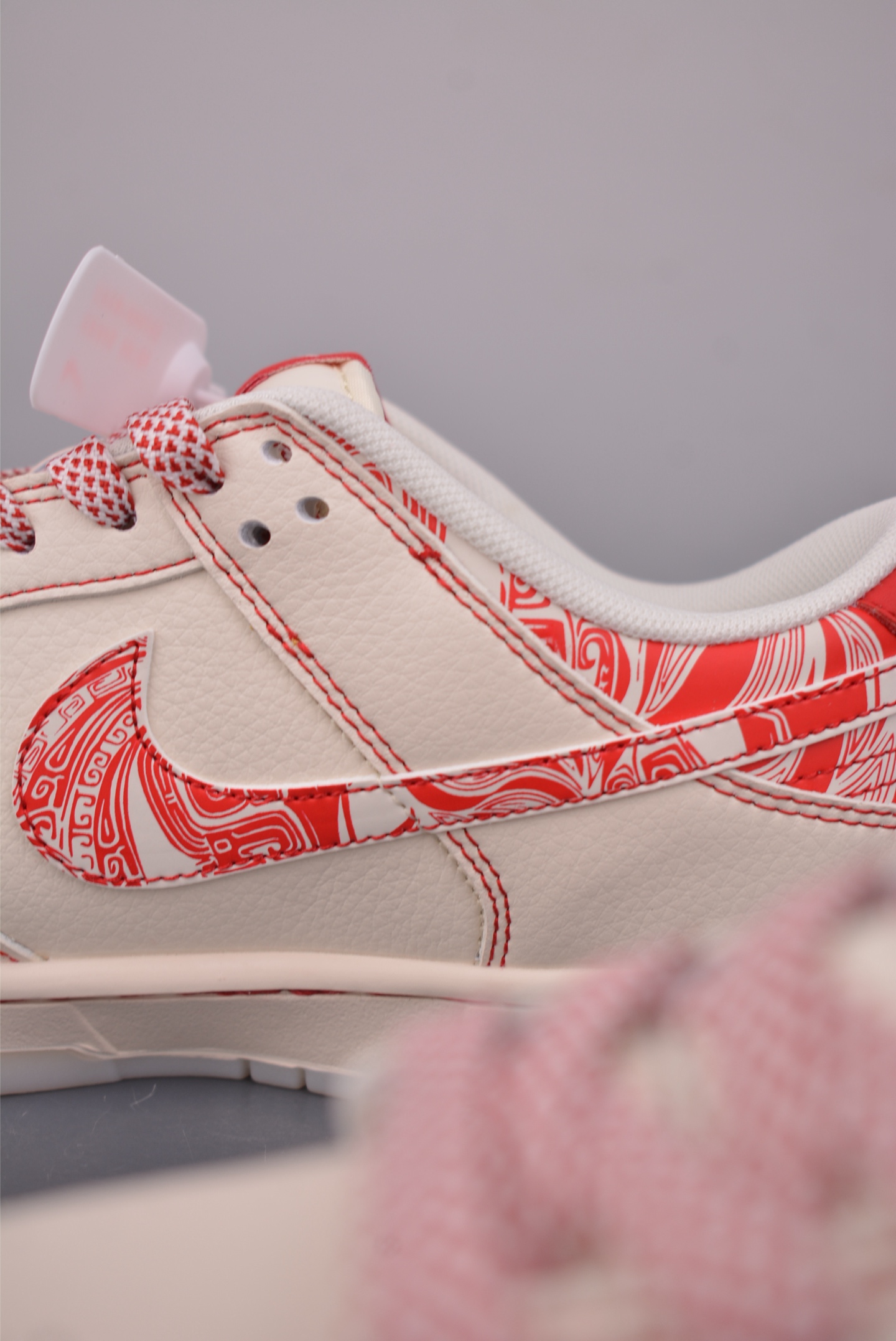 Nike SB Dunk Low 马年限定 JY6988-133-Chinese wholesaler seller Clothes Bags handbags wholesale Shoes High Quatity wholesaler seller Cheap Sneakers from China Factory Chinese suppliers china wholesale clothing wholesaler seller Nike SB Dunk Low 马年限定 JY6988-133