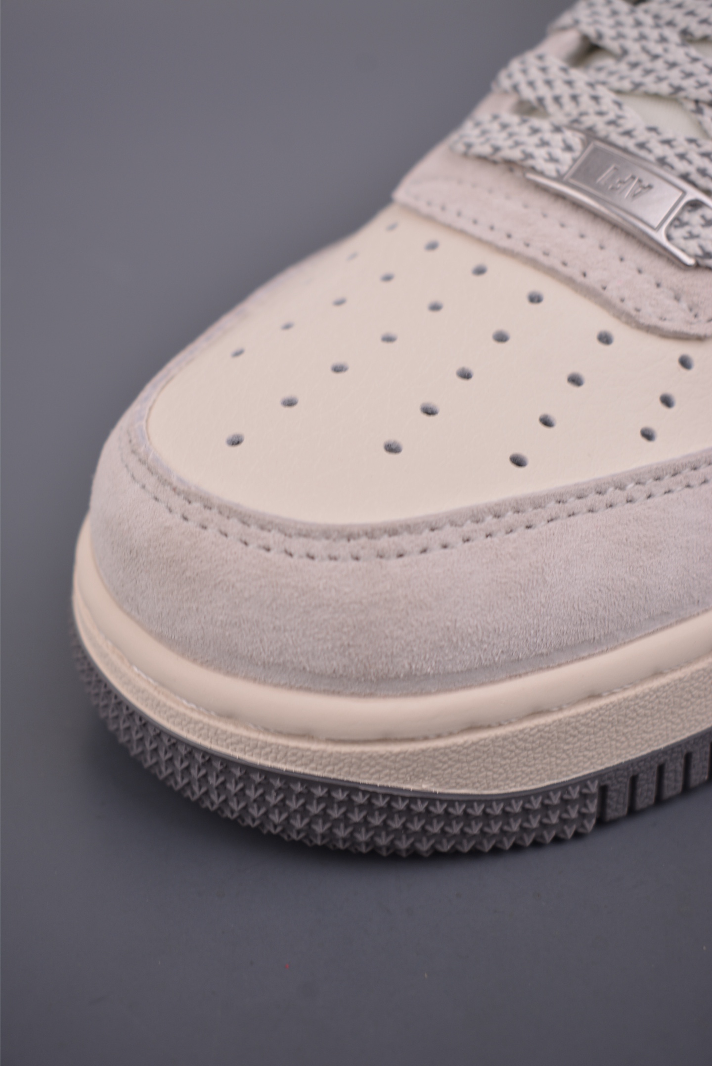Nike Air Force 1 Low 马年限定 CX5050-Y88-Top High Quatity Cheap Sneakers Fashion Clothing Clothes Bags handbags Shoes of all Brand wholesale With The best Quality And Beautiful Price from China Factory Chinese suppliers wholesaler seller Nike Air Force 1 Low 马年限定 CX5050-Y88