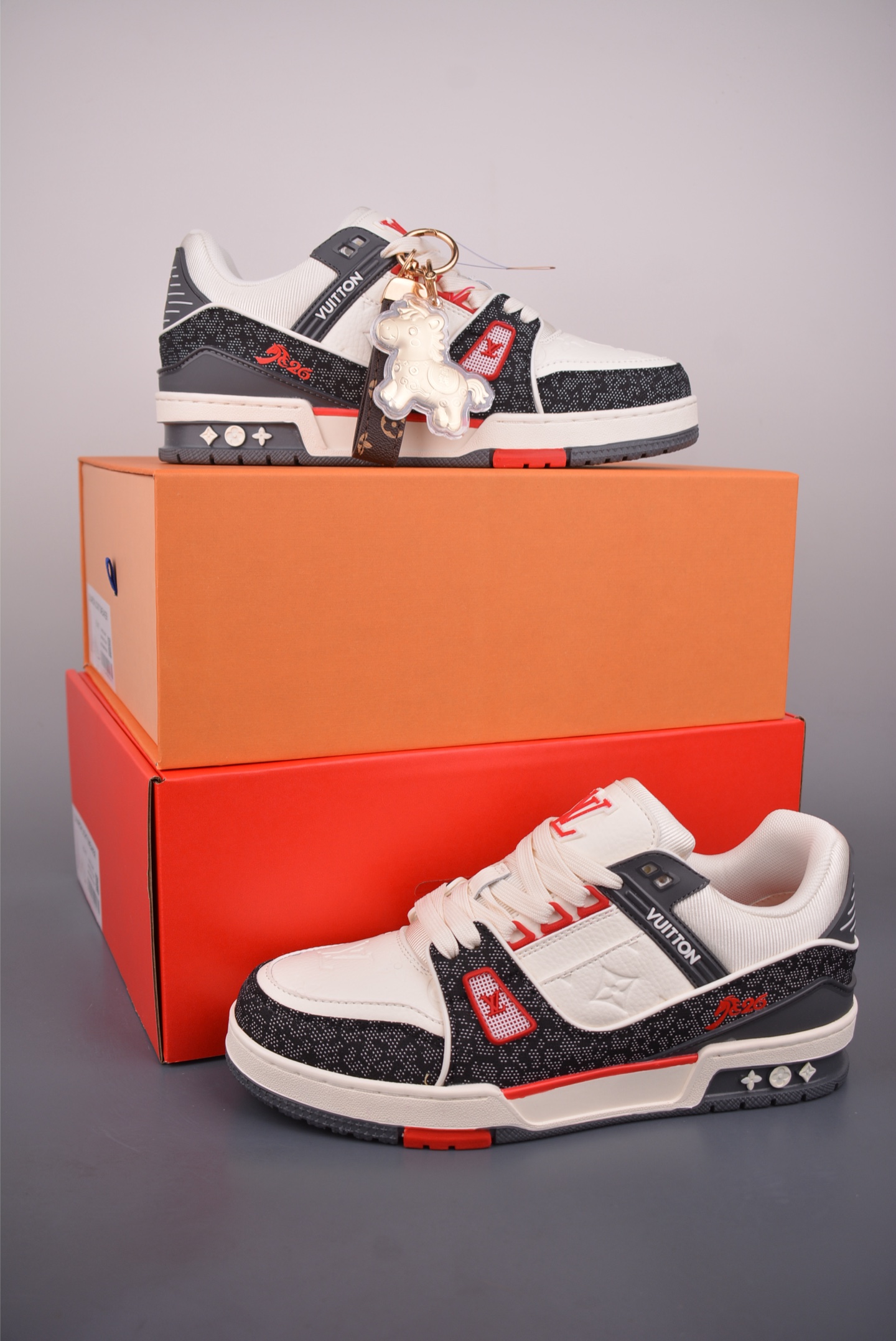 LOUIS VUITTON 路易威登 马年限定 LV Trainer 顶级创意联名-Chinese wholesaler seller Clothes Bags handbags wholesale Shoes High Quatity wholesaler seller Cheap Sneakers from China Factory Chinese suppliers china wholesale clothing wholesaler seller LOUIS VUITTON 路易威登 马年限定 LV Trainer 顶级创意联名