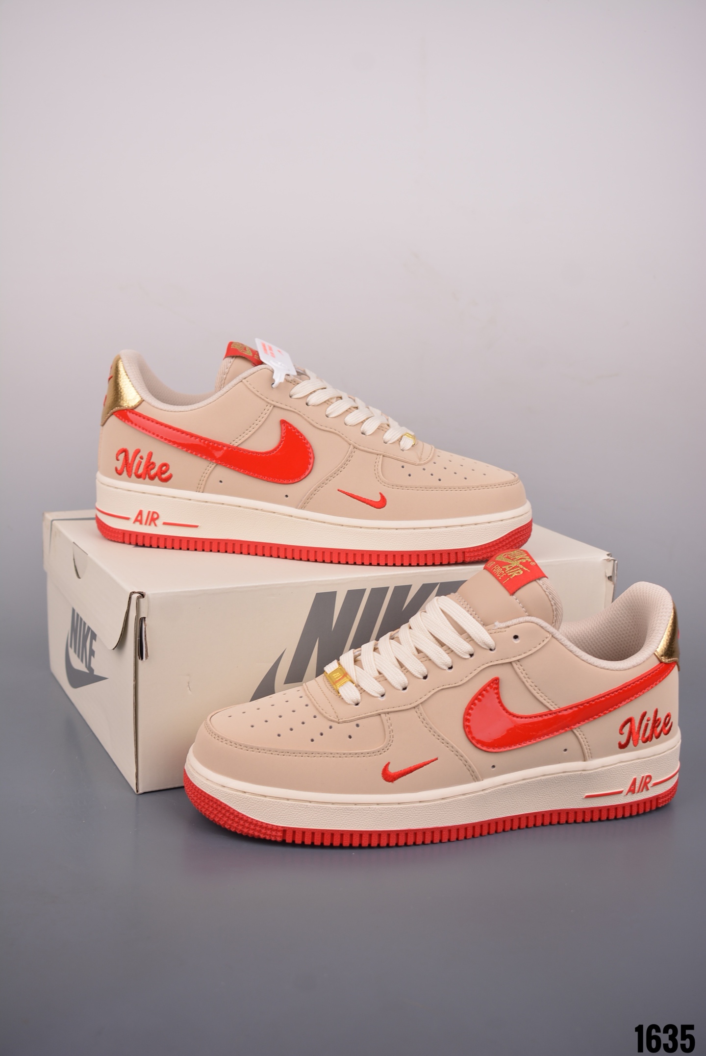 Nike Air Force 1 Low 马年限定 NH0601-542-Top High Quatity Cheap Sneakers Fashion Clothing Clothes Bags handbags Shoes of all Brand wholesale With The best Quality And Beautiful Price from China Factory Chinese suppliers wholesaler seller Nike Air Force 1 Low 马年限定 NH0601-542