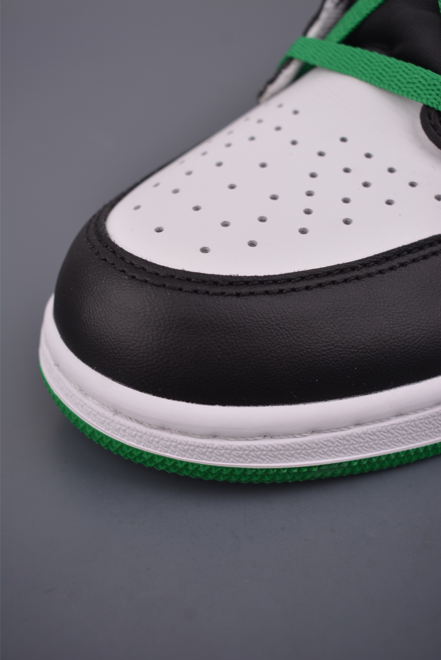 240 Jordan Air Jordan 1 High 白绿 DZ5485-031-Chinese UA Cheap High Quatity Brand Clothes Bags handbags Sneakers wholesale wholesaler seller from China Factory suppliers Fashion Clothing Shoes best Quality Beautiful Price 240 Jordan Air Jordan 1 High 白绿 DZ5485-031