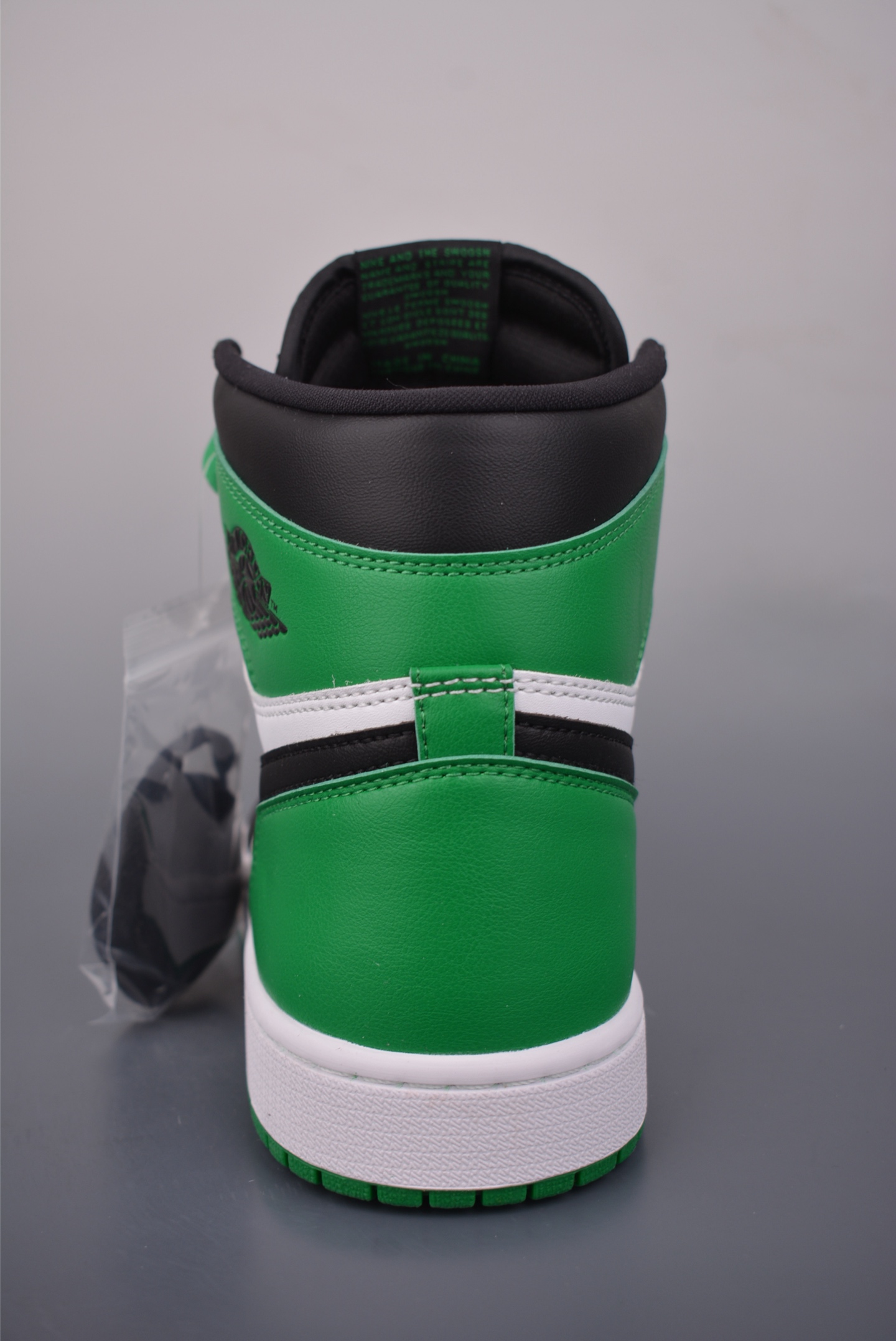 240 Jordan Air Jordan 1 High 白绿 DZ5485-031-Chinese UA Cheap High Quatity Brand Clothes Bags handbags Sneakers wholesale wholesaler seller from China Factory suppliers Fashion Clothing Shoes best Quality Beautiful Price 240 Jordan Air Jordan 1 High 白绿 DZ5485-031