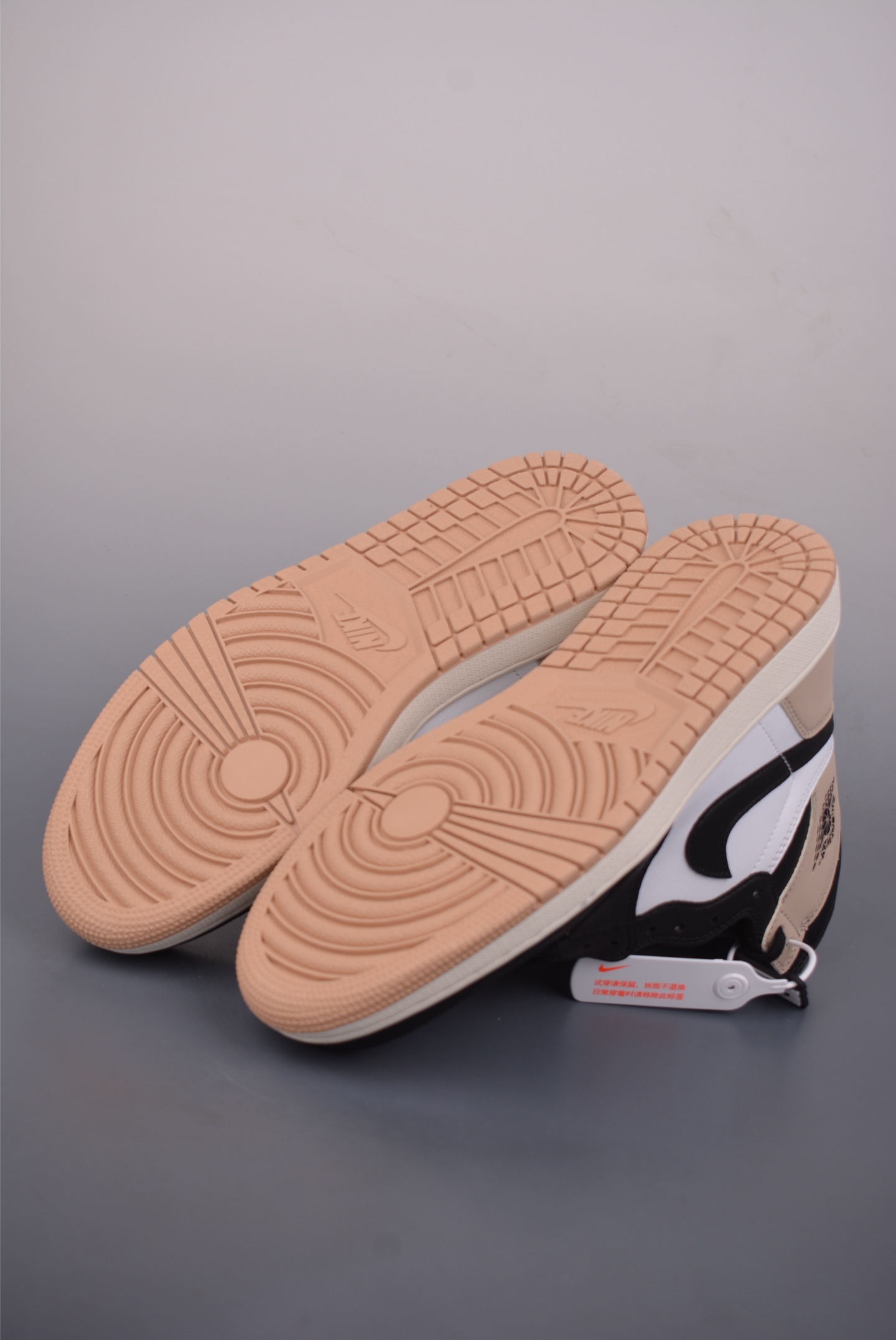 Jordan Air Jordan 1 High 棕黑 FD2596-021-Top High Quatity Cheap Sneakers Fashion Clothing Clothes Bags handbags Shoes of all Brand wholesale With The best Quality And Beautiful Price from China Factory Chinese suppliers wholesaler seller Jordan Air Jordan 1 High 棕黑 FD2596-021