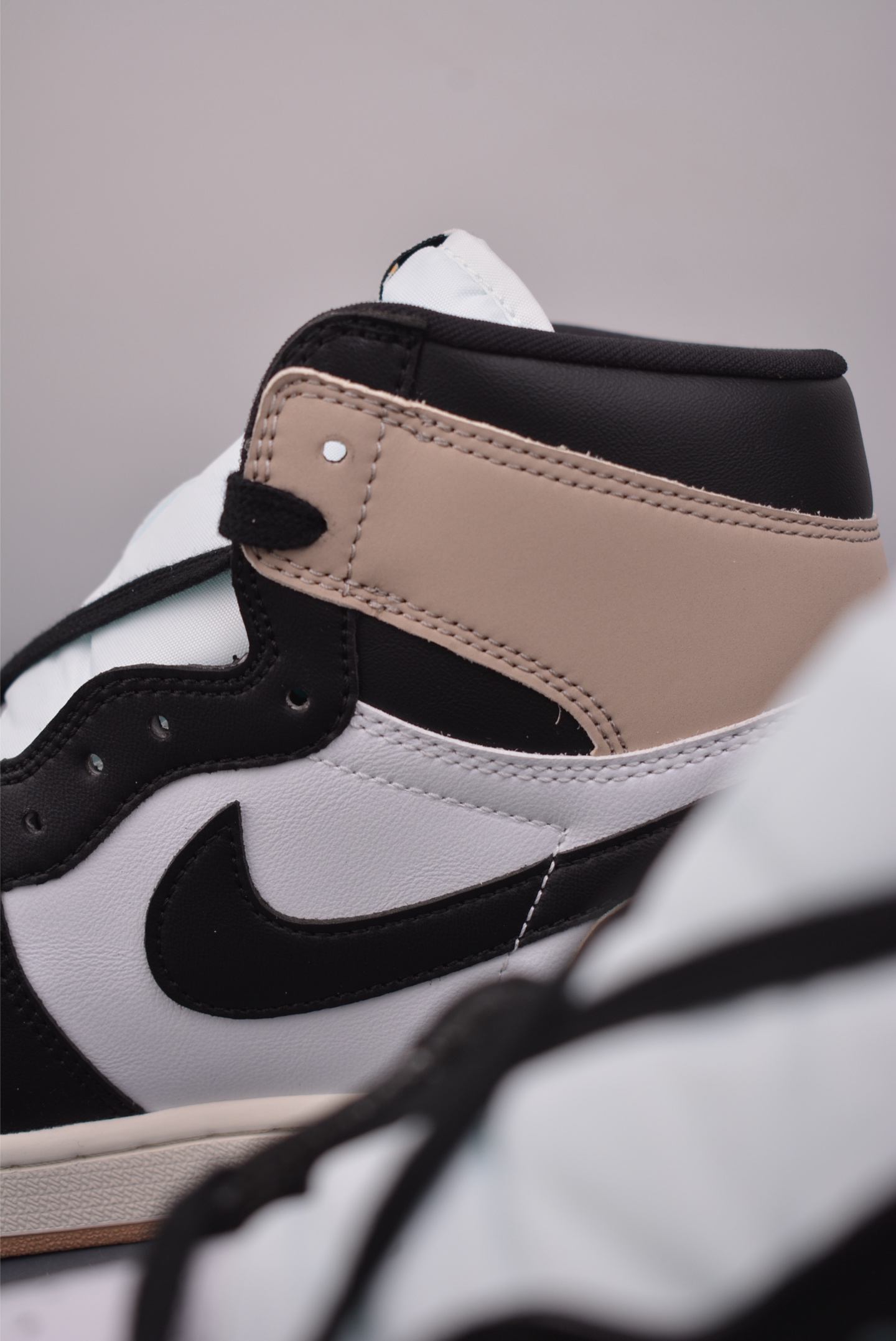 Jordan Air Jordan 1 High 棕黑 FD2596-021-Top High Quatity Cheap Sneakers Fashion Clothing Clothes Bags handbags Shoes of all Brand wholesale With The best Quality And Beautiful Price from China Factory Chinese suppliers wholesaler seller Jordan Air Jordan 1 High 棕黑 FD2596-021