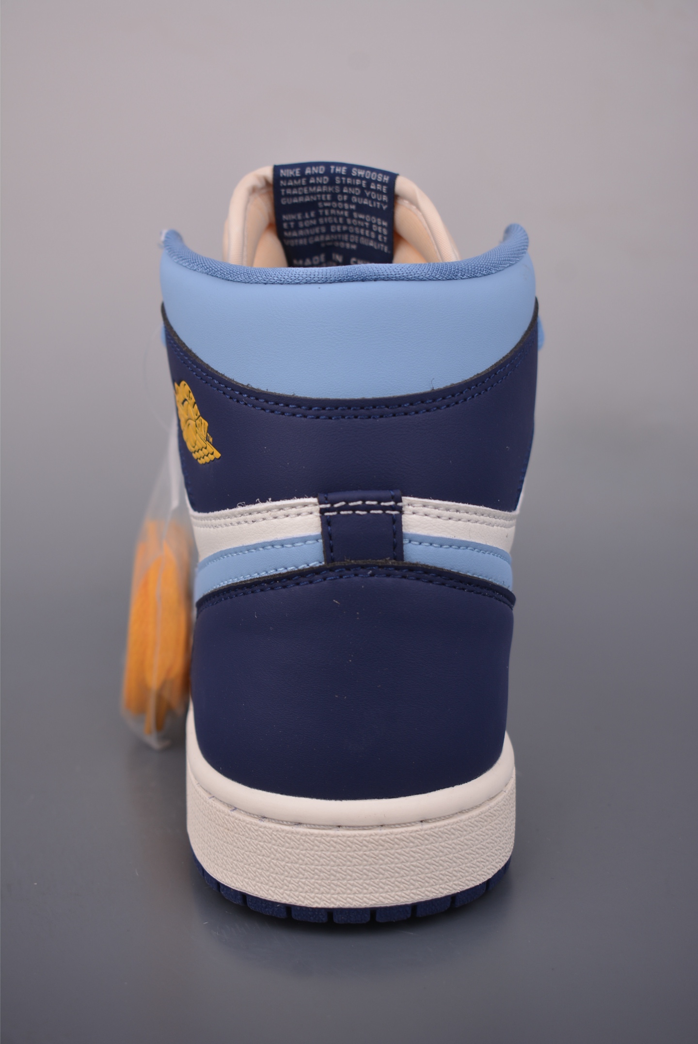 Jordan Air Jordan 1 High 蓝白 FD2596-400-Top High Quatity Cheap Sneakers Fashion Clothing Clothes Bags handbags Shoes of all Brand wholesale With The best Quality And Beautiful Price from China Factory Chinese suppliers wholesaler seller Jordan Air Jordan 1 High 蓝白 FD2596-400