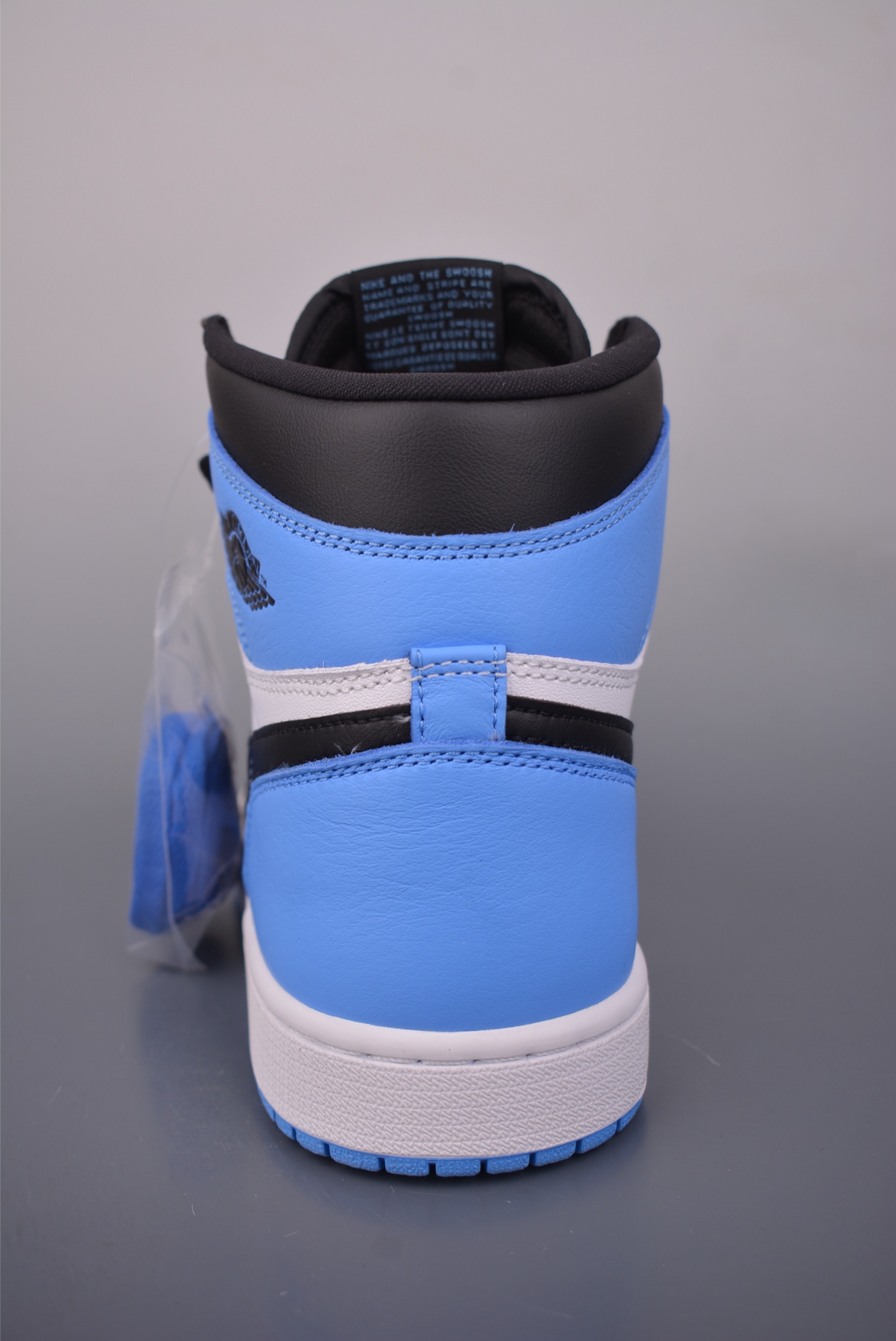 Jordan Air Jordan 1 High 蓝白 莞产原底面 DZ5485-400-Top High Quatity Cheap Sneakers Fashion Clothing Clothes Bags handbags Shoes of all Brand wholesale With The best Quality And Beautiful Price from China Factory Chinese suppliers wholesaler seller Jordan Air Jordan 1 High 蓝白 莞产原底面 DZ5485-400