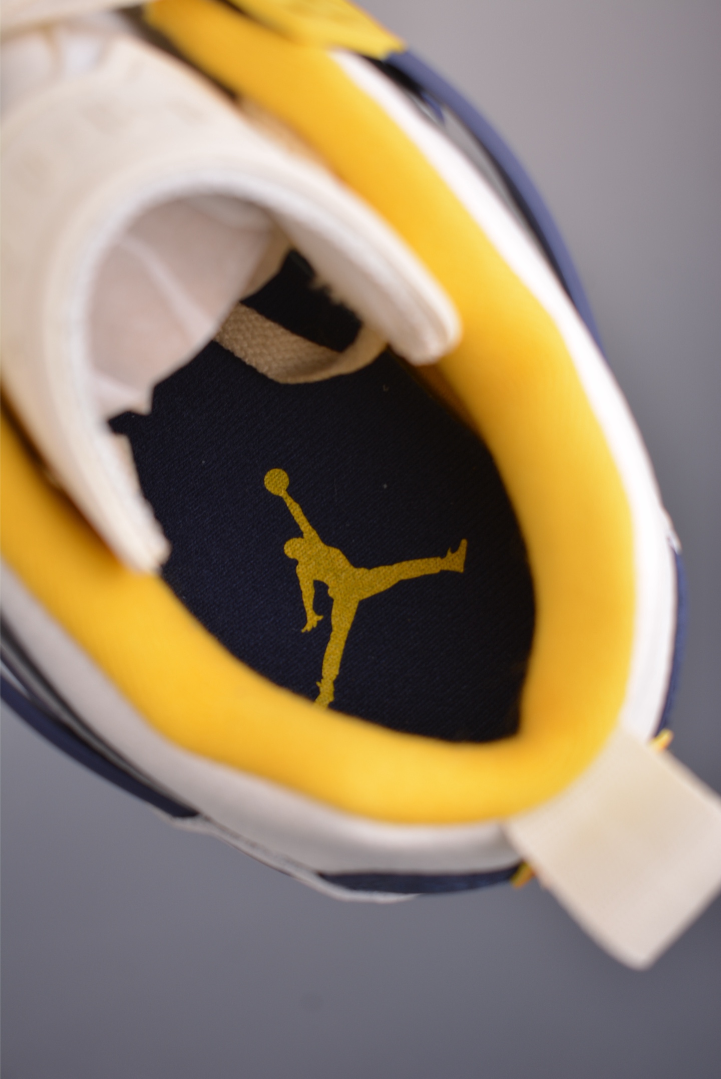 260 A Jordan Spizike Low 低帮篮球鞋 FQ1759-111