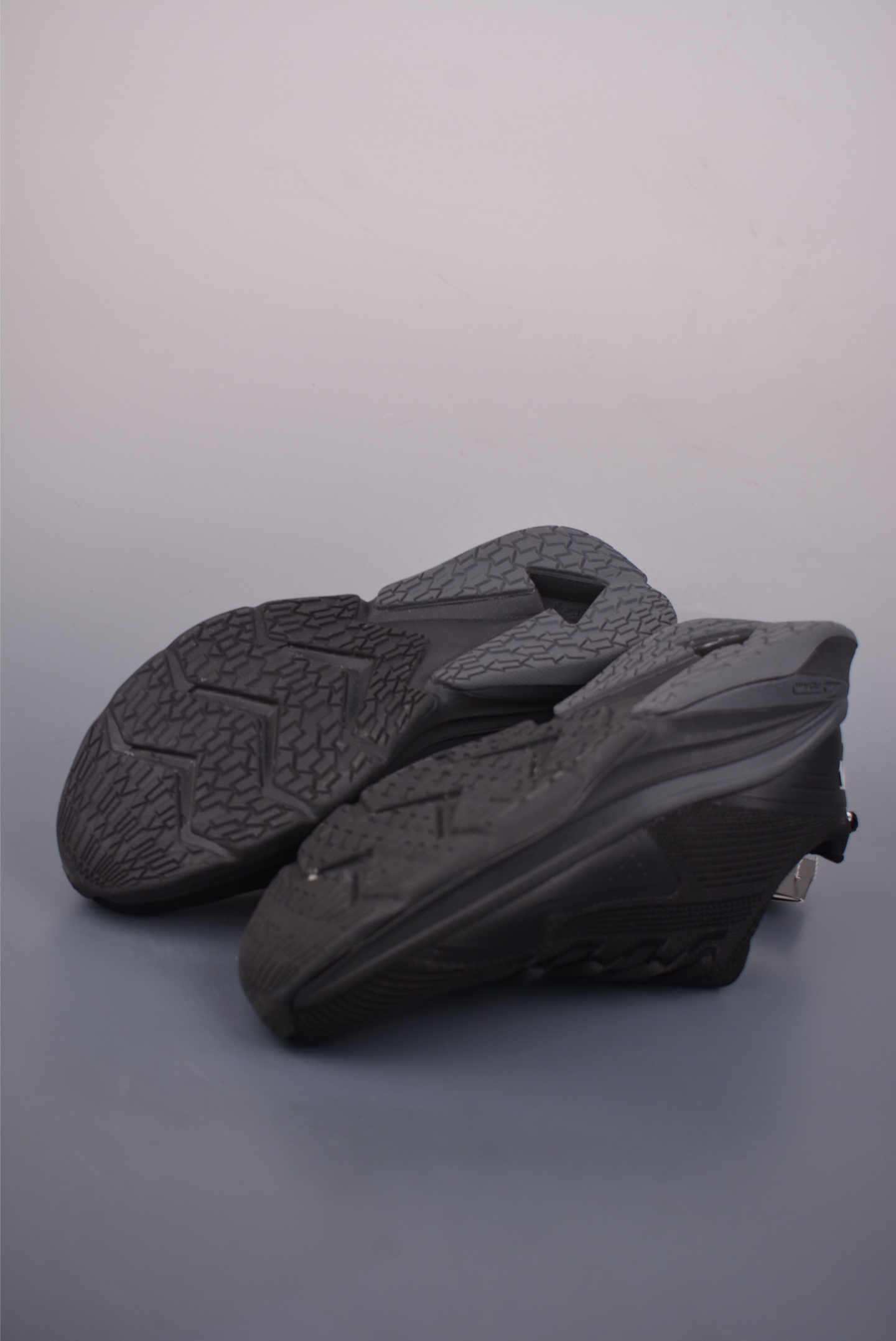 DESCENTE迪桑特 ENERZITE LAVITATE 2.0 KNIT 广东版本 时尚休闲运动覆盖防水男子越野跑鞋 D2331RRN23-Top High Quatity Cheap Sneakers Fashion Clothing Clothes Bags handbags Shoes of all Brand wholesale With The best Quality And Beautiful Price from China Factory Chinese suppliers wholesaler seller DESCENTE迪桑特 ENERZITE LAVITATE 2.0 KNIT 广东版本 时尚休闲运动覆盖防水男子越野跑鞋 D2331RRN23