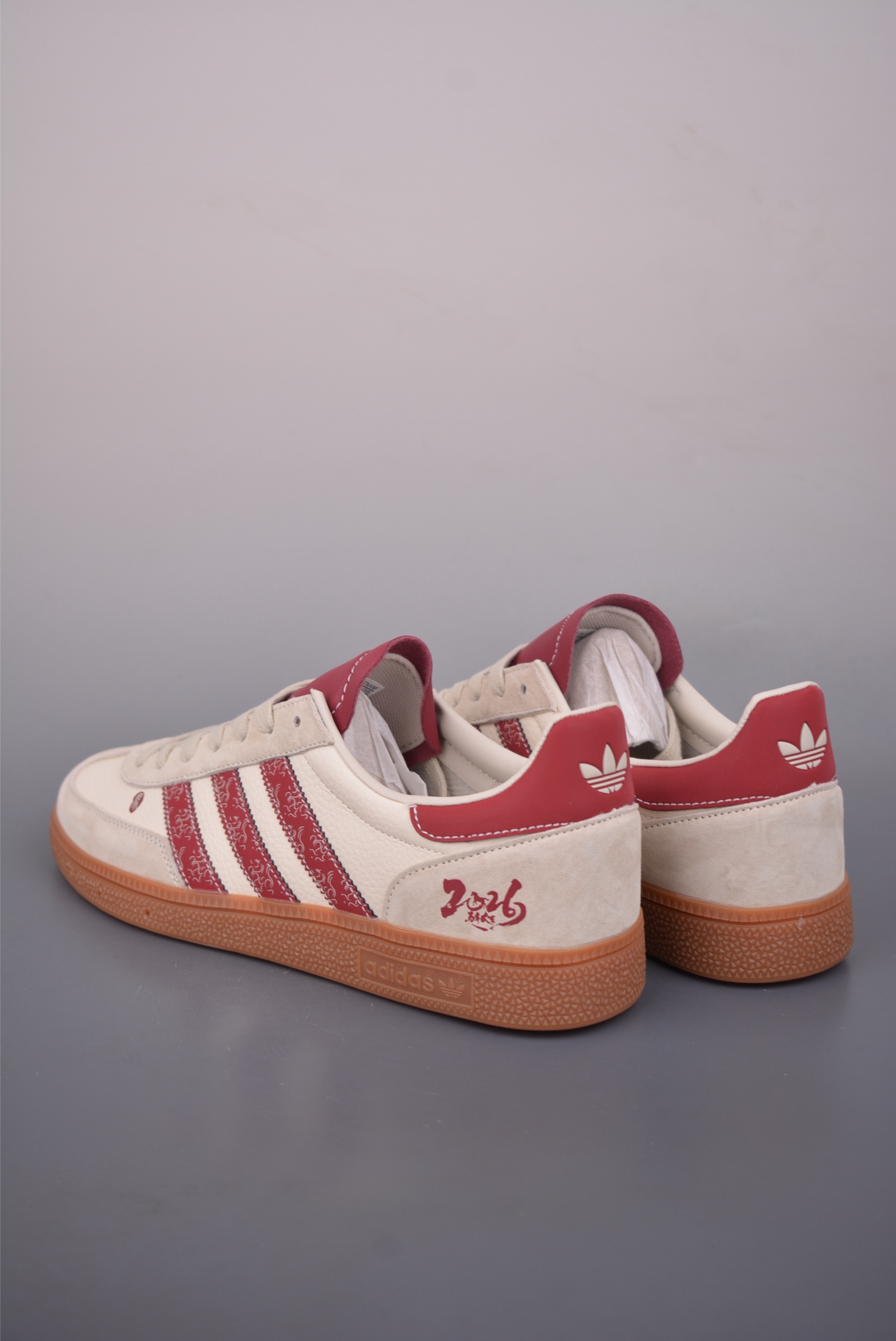 Adidas三叶草SAMBA 休闲板鞋 马年限定 LX092127-110-Top High Quatity Cheap Sneakers Fashion Clothing Clothes Bags handbags Shoes of all Brand wholesale With The best Quality And Beautiful Price from China Factory Chinese suppliers wholesaler seller Adidas三叶草SAMBA 休闲板鞋 马年限定 LX092127-110