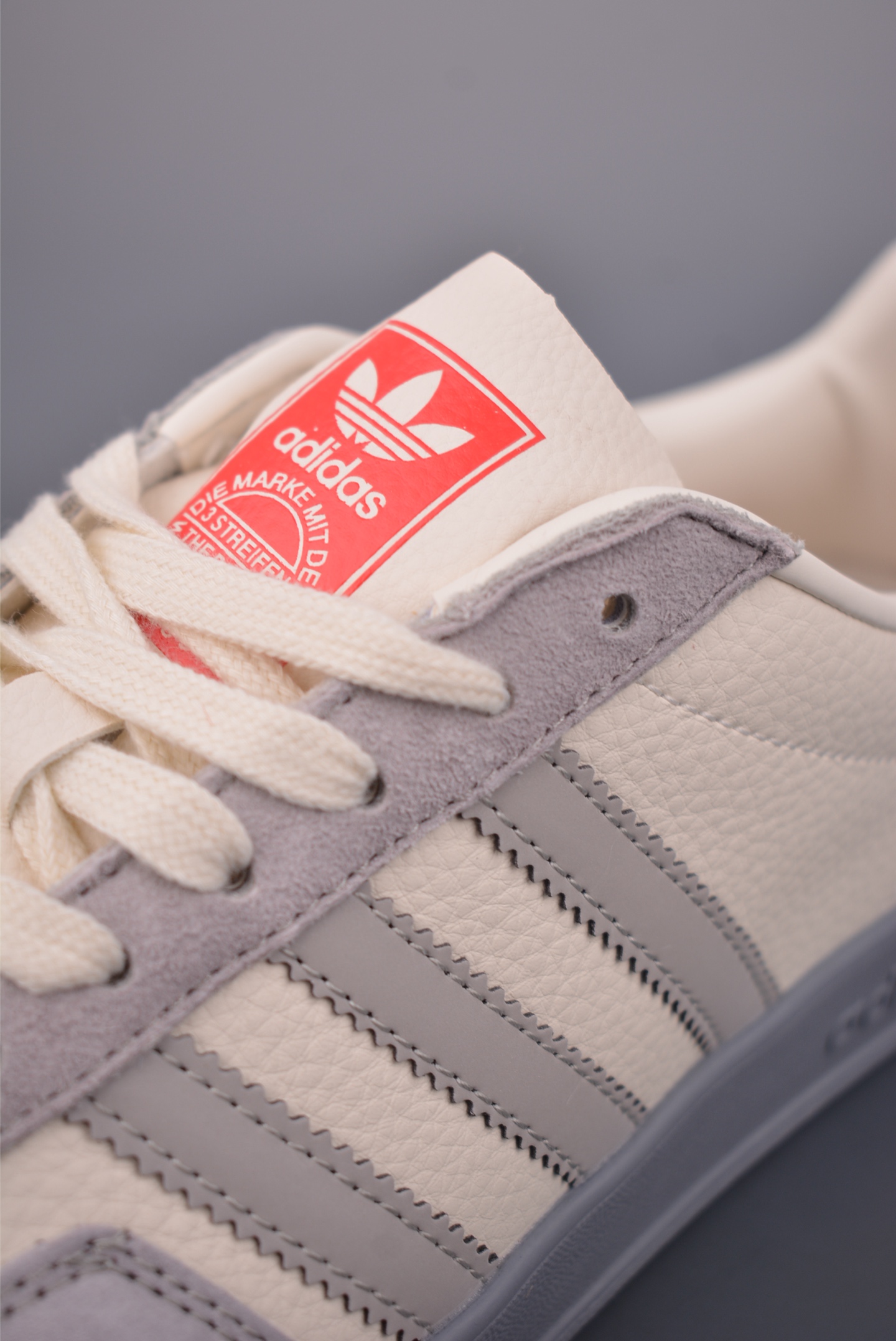 adidas Originals Gazelle INdoor 马年限定 三叶草休闲防滑耐磨低帮板鞋 ZH2598-Top High Quatity Cheap Sneakers Fashion Clothing Clothes Bags handbags Shoes of all Brand wholesale With The best Quality And Beautiful Price from China Factory Chinese suppliers wholesaler seller adidas Originals Gazelle INdoor 马年限定 三叶草休闲防滑耐磨低帮板鞋 ZH2598