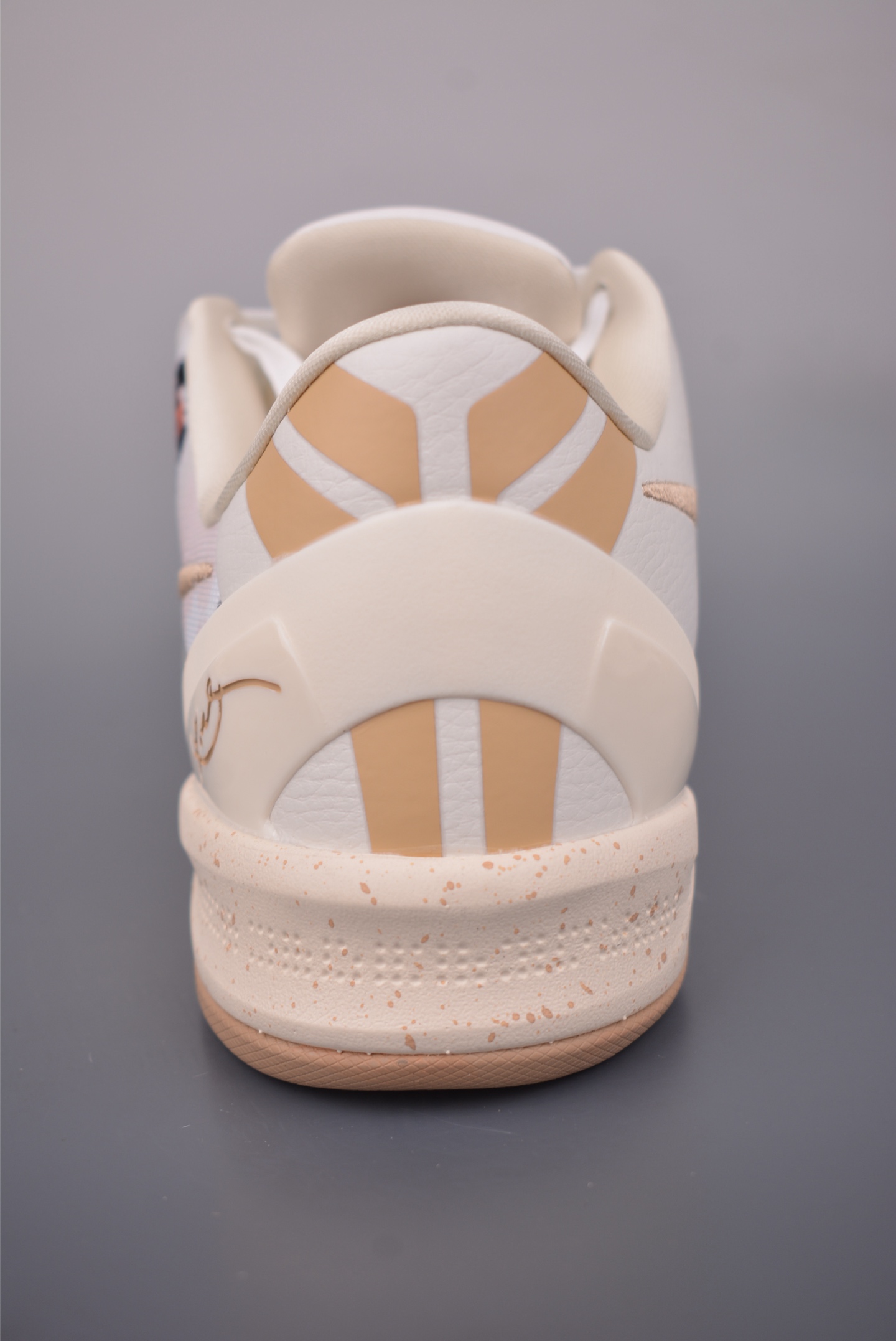 Nike Zoom Kobe VIII 马年限定 CNY新年款 低帮复刻实战运动低帮文化篮球鞋 HF2793-017