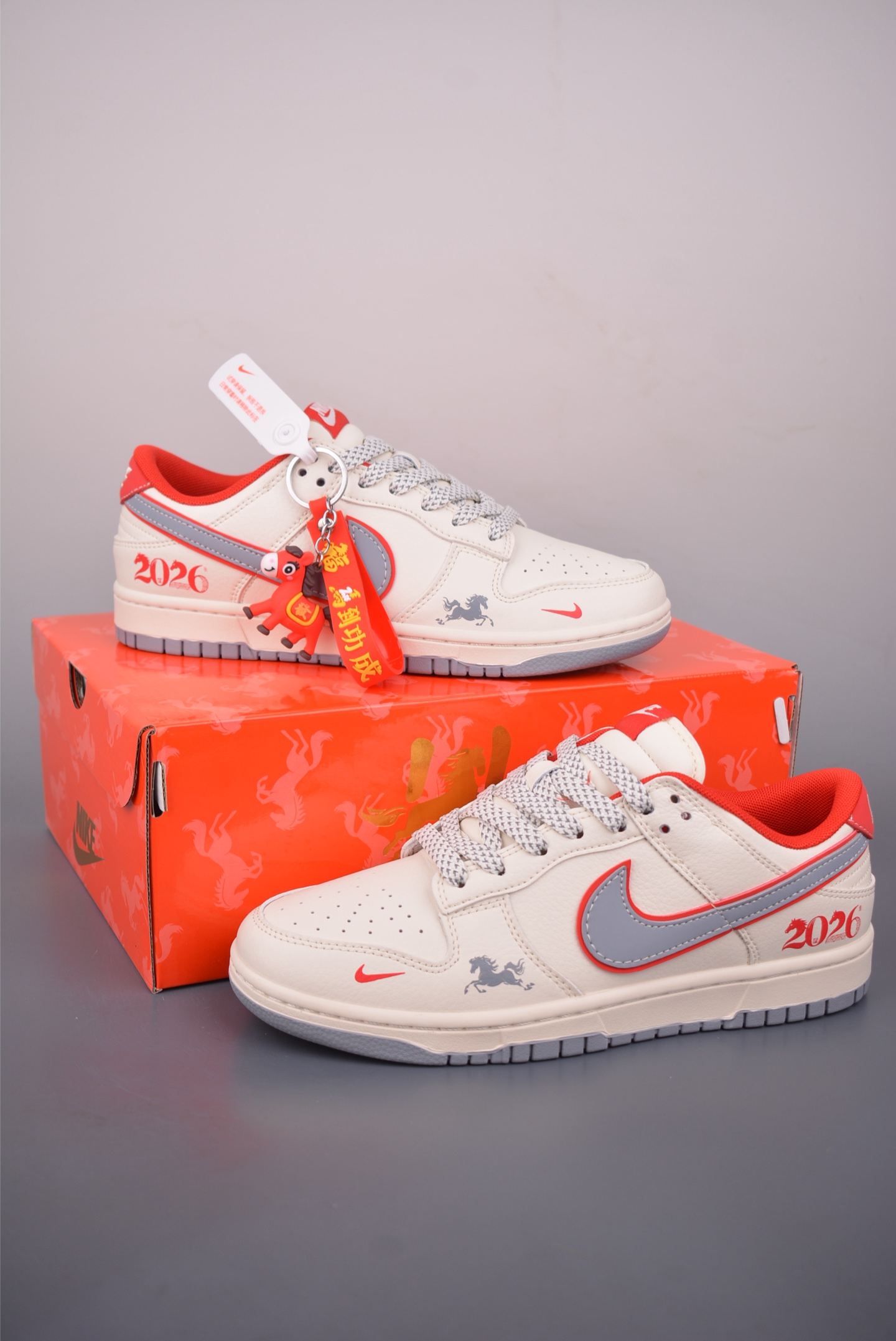 260 Nike SB Dunk Low 马年限定 CX5050-Y76-Chinese UA Cheap High Quatity Brand Clothes Bags handbags Sneakers wholesale wholesaler seller from China Factory suppliers Fashion Clothing Shoes best Quality Beautiful Price 260 Nike SB Dunk Low 马年限定 CX5050-Y76
