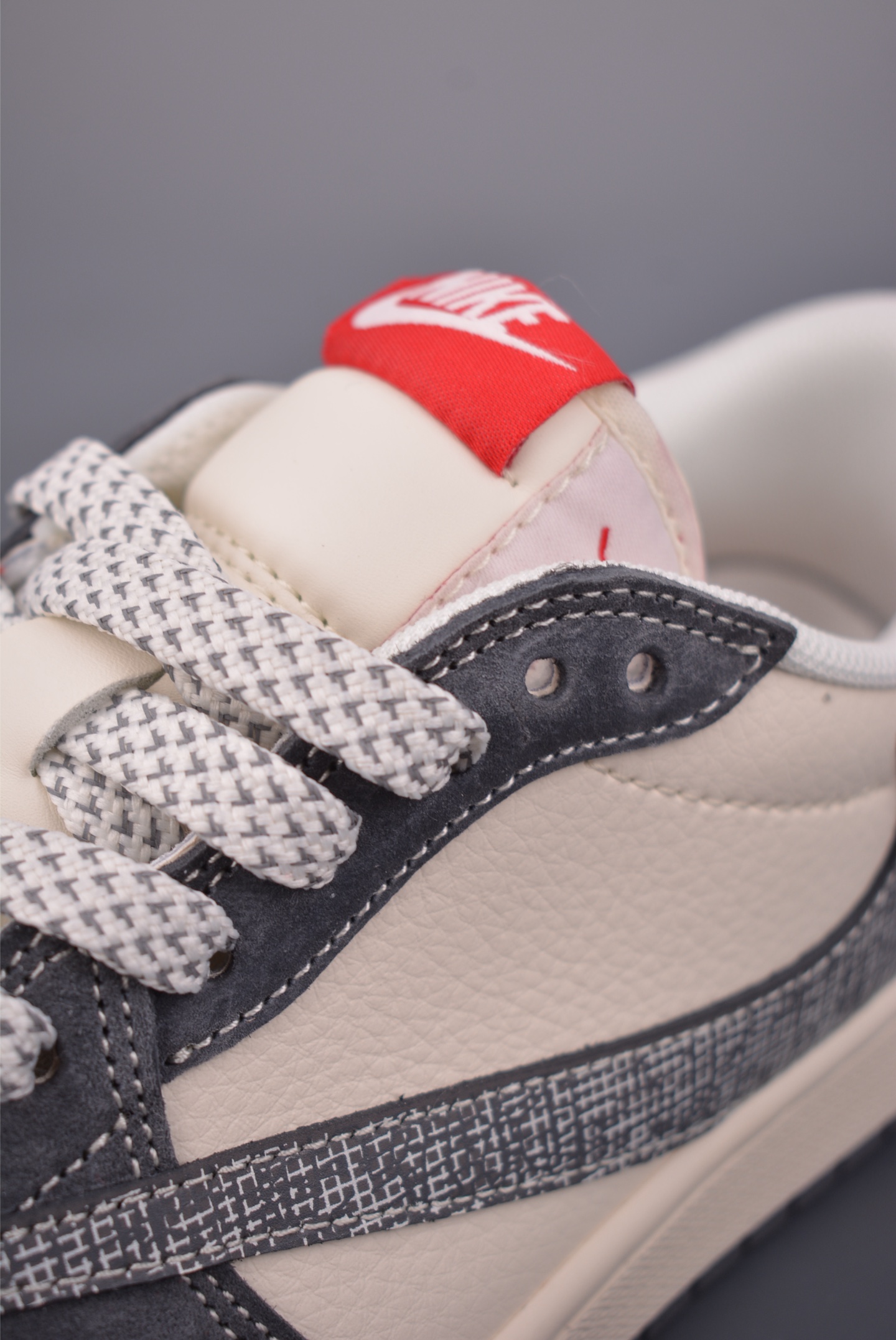Fragment x Travis Scott x 马年限定 Air Jordan 1 Low 三方联名倒钩 XT6998-161-Top High Quatity Cheap Sneakers Fashion Clothing Clothes Bags handbags Shoes of all Brand wholesale With The best Quality And Beautiful Price from China Factory Chinese suppliers wholesaler seller Fragment x Travis Scott x 马年限定 Air Jordan 1 Low 三方联名倒钩 XT6998-161