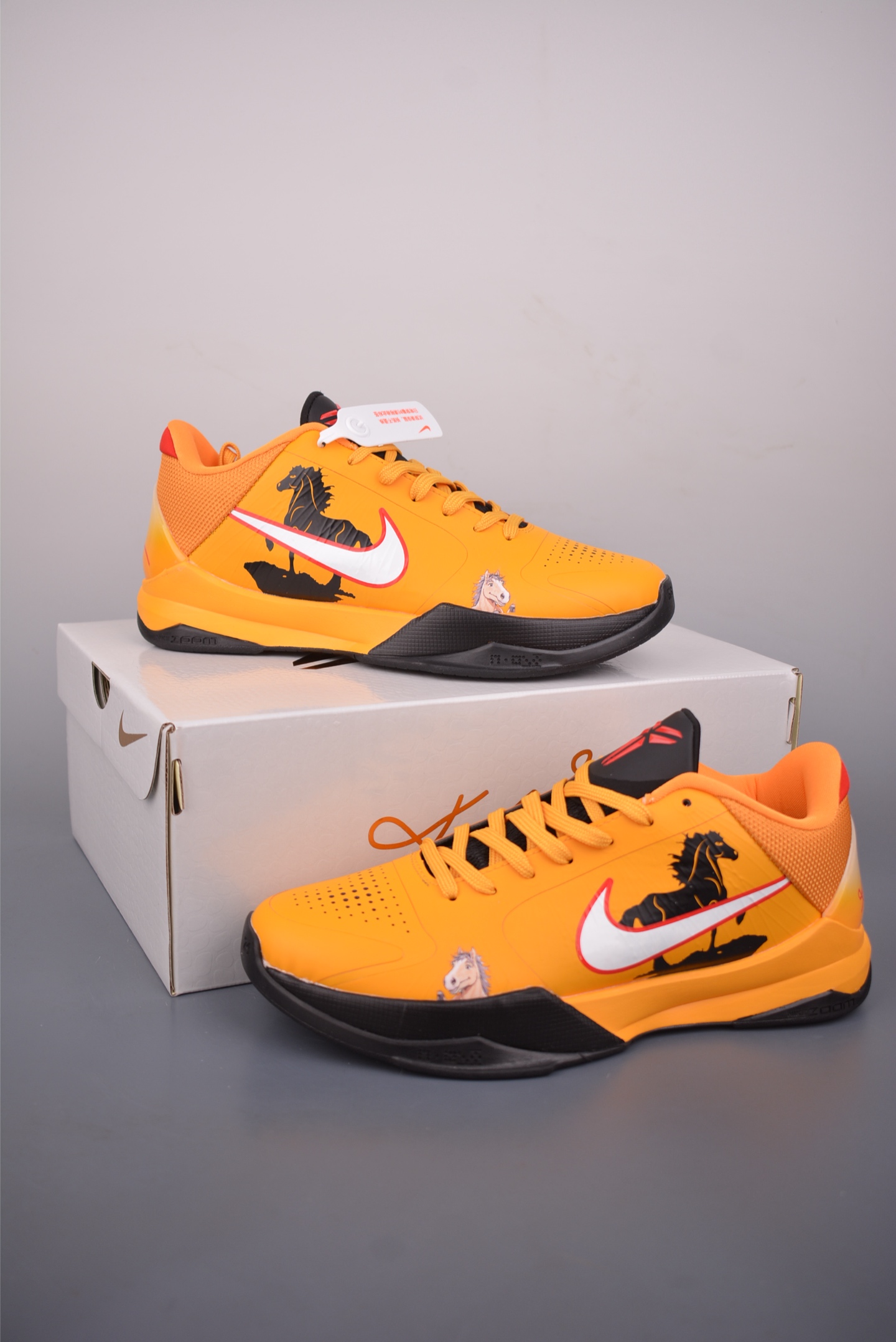 360 Nike Zoom Kobe 马年限定 CNY新年款 低帮复刻实战运动低帮文化篮球鞋-Chinese UA Cheap High Quatity Brand Clothes Bags handbags Sneakers wholesale wholesaler seller from China Factory suppliers Fashion Clothing Shoes best Quality Beautiful Price 360 Nike Zoom Kobe 马年限定 CNY新年款 低帮复刻实战运动低帮文化篮球鞋