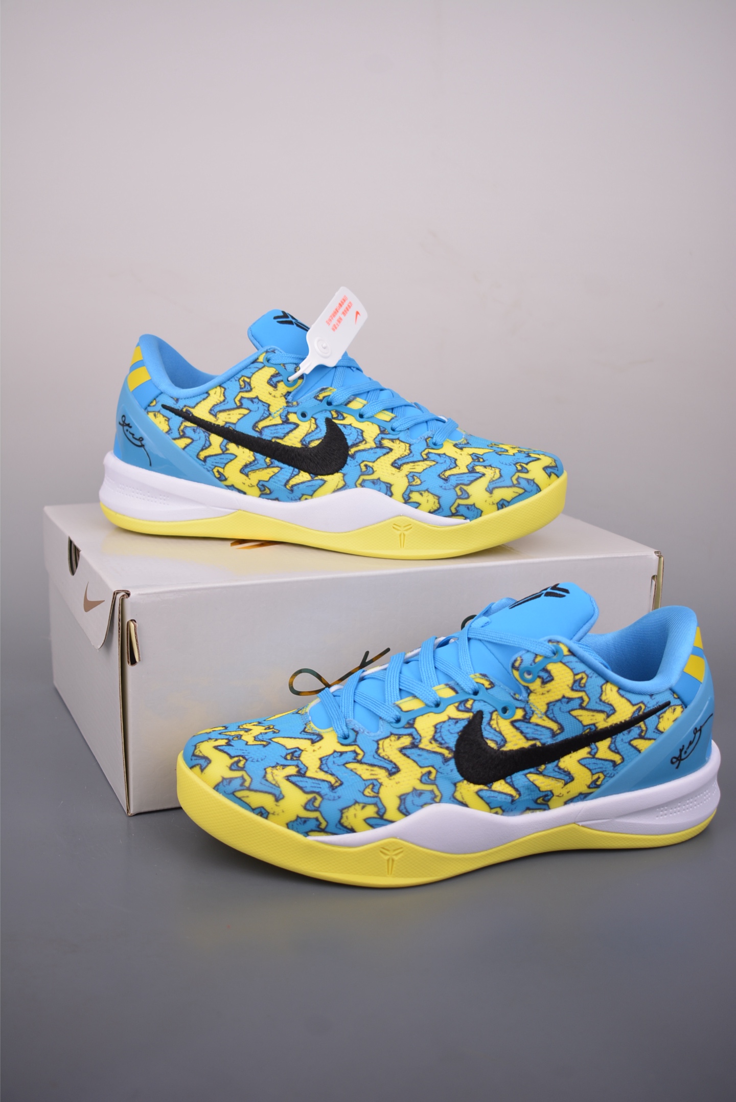 360 Nike Zoom Kobe 马年限定 CNY新年款 低帮复刻实战运动低帮文化篮球鞋-Chinese UA Cheap High Quatity Brand Clothes Bags handbags Sneakers wholesale wholesaler seller from China Factory suppliers Fashion Clothing Shoes best Quality Beautiful Price 360 Nike Zoom Kobe 马年限定 CNY新年款 低帮复刻实战运动低帮文化篮球鞋