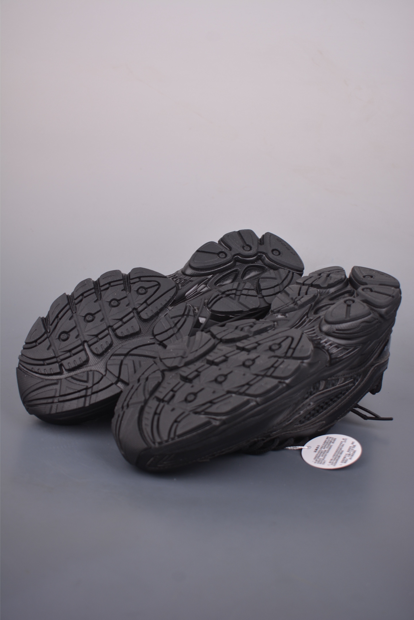 280 Saucony索康尼 Pro Grid Omni 9 全擎9 舒适柔软跑步鞋 S70897