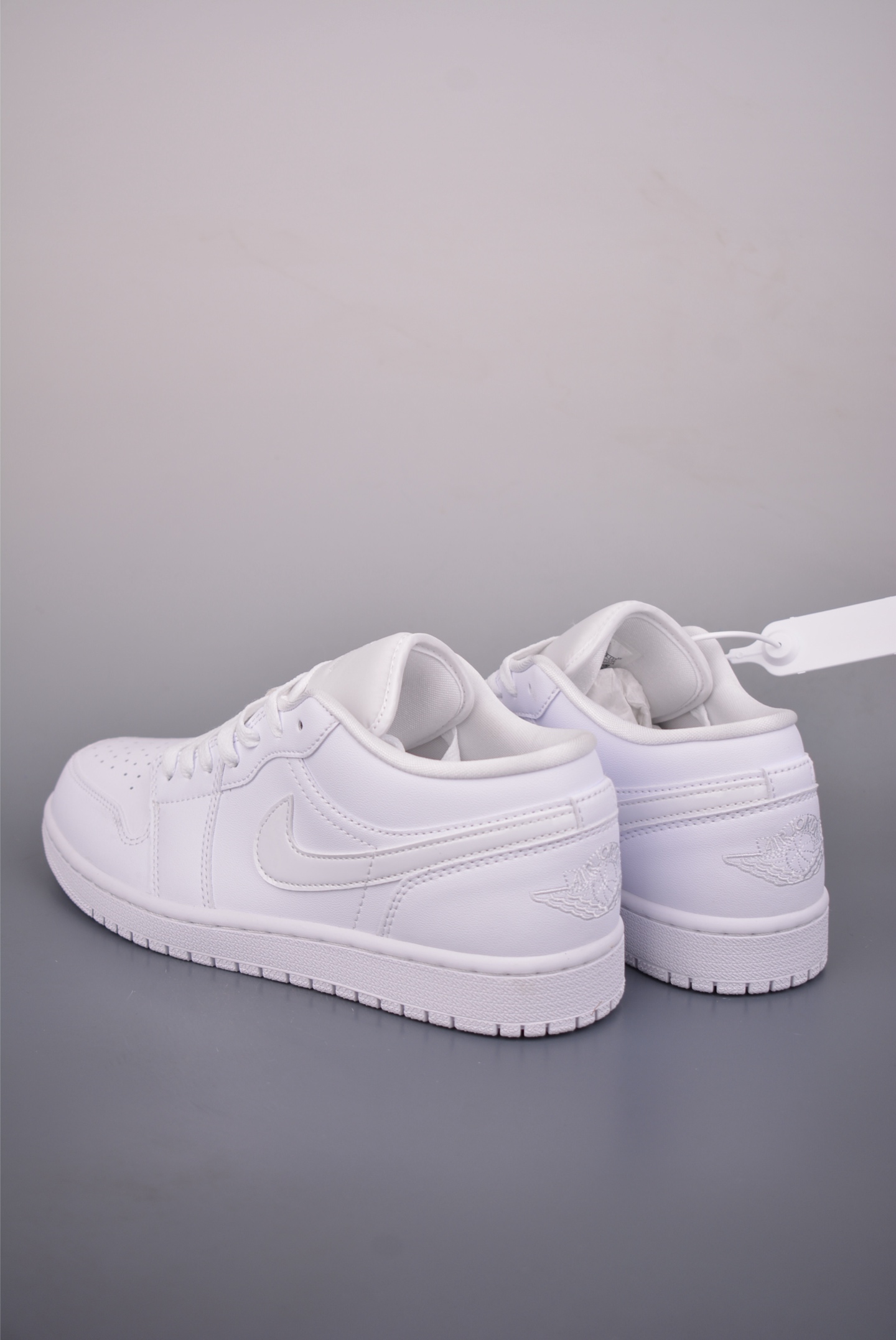 200 Air Jordan 1 Low 全白 AJ1乔1低帮休闲板鞋 DV0999-111-Chinese UA Cheap High Quatity Brand Clothes Bags handbags Sneakers wholesale wholesaler seller from China Factory suppliers Fashion Clothing Shoes best Quality Beautiful Price 200 Air Jordan 1 Low 全白 AJ1乔1低帮休闲板鞋 DV0999-111