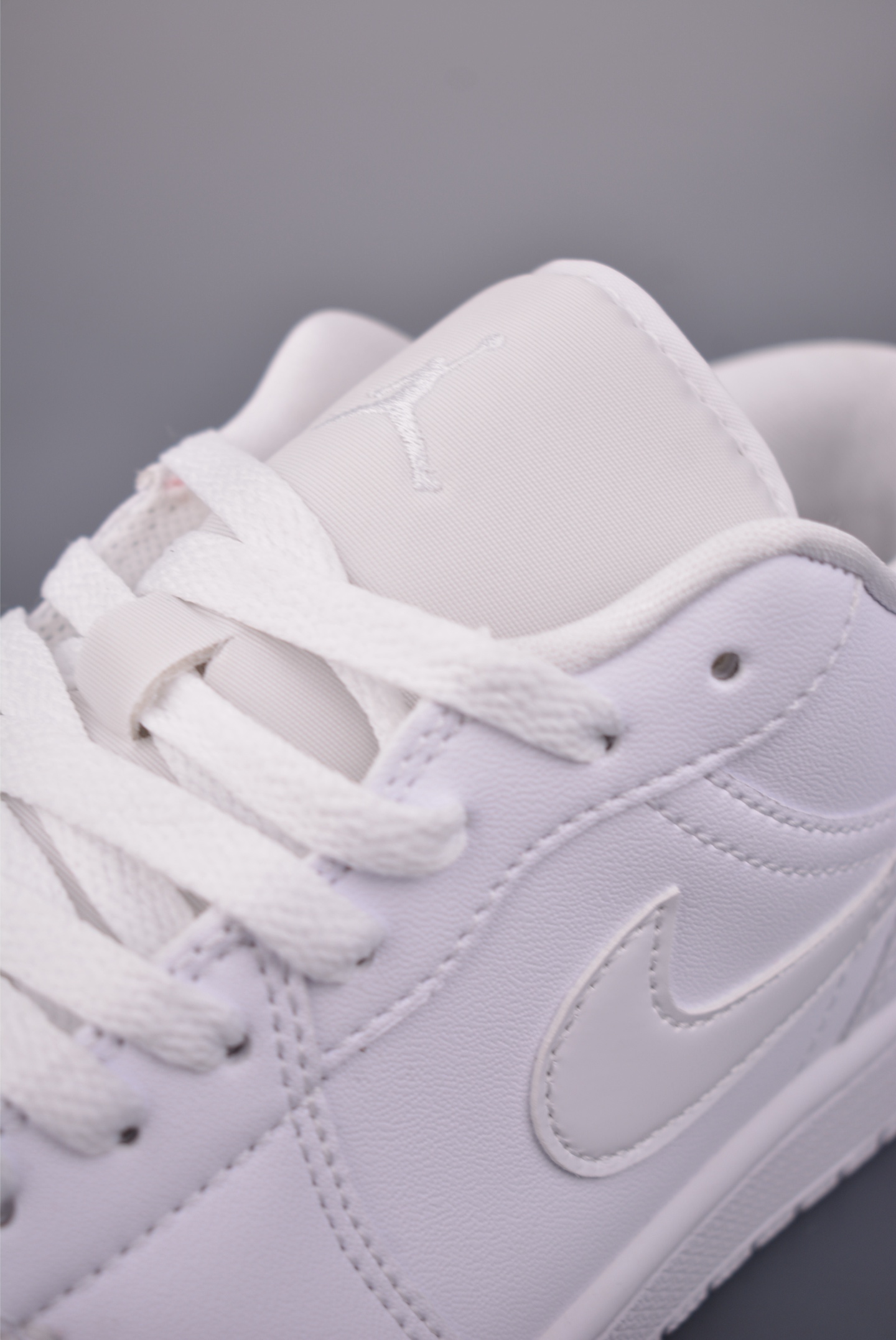 200 Air Jordan 1 Low 全白 AJ1乔1低帮休闲板鞋 DV0999-111-Chinese UA Cheap High Quatity Brand Clothes Bags handbags Sneakers wholesale wholesaler seller from China Factory suppliers Fashion Clothing Shoes best Quality Beautiful Price 200 Air Jordan 1 Low 全白 AJ1乔1低帮休闲板鞋 DV0999-111