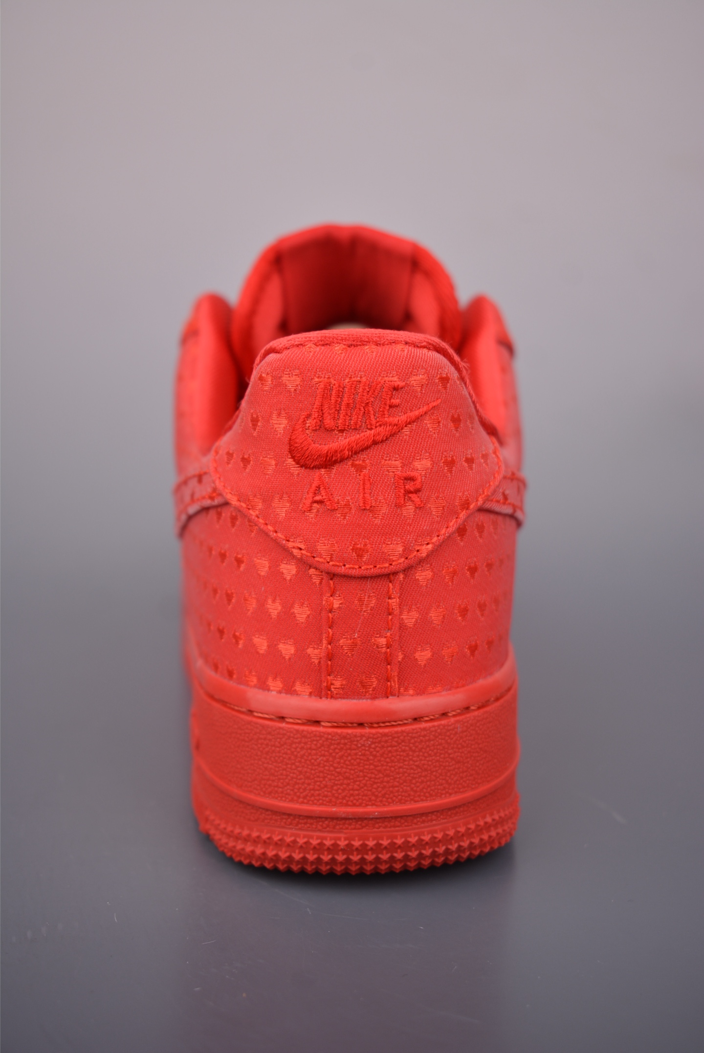 180 Nike Air Force 1 Low 情人节限定 IQ9965-Chinese UA Cheap High Quatity Brand Clothes Bags handbags Sneakers wholesale wholesaler seller from China Factory suppliers Fashion Clothing Shoes best Quality Beautiful Price 180 Nike Air Force 1 Low 情人节限定 IQ9965