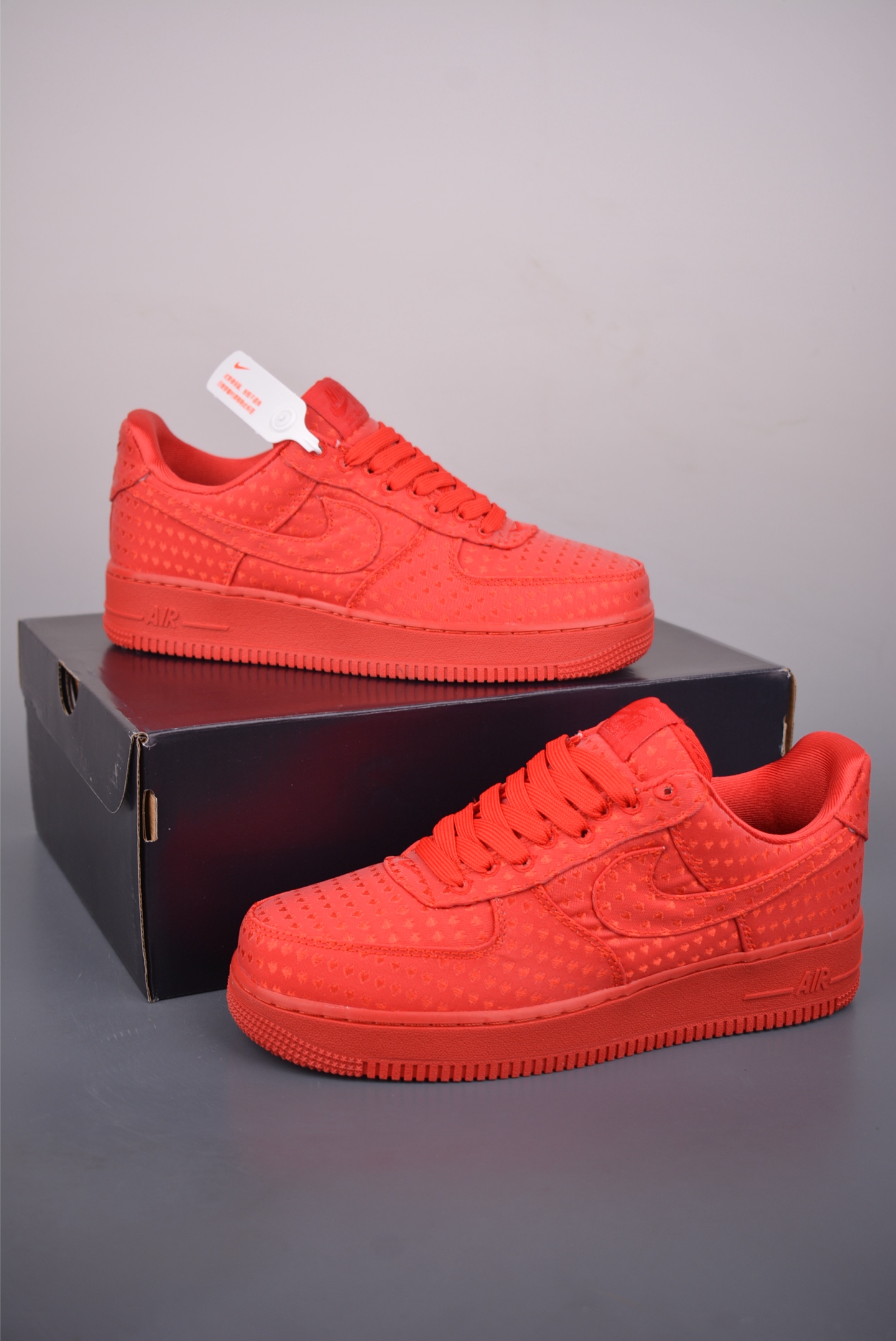 180 Nike Air Force 1 Low 情人节限定 IQ9965-Chinese UA Cheap High Quatity Brand Clothes Bags handbags Sneakers wholesale wholesaler seller from China Factory suppliers Fashion Clothing Shoes best Quality Beautiful Price 180 Nike Air Force 1 Low 情人节限定 IQ9965
