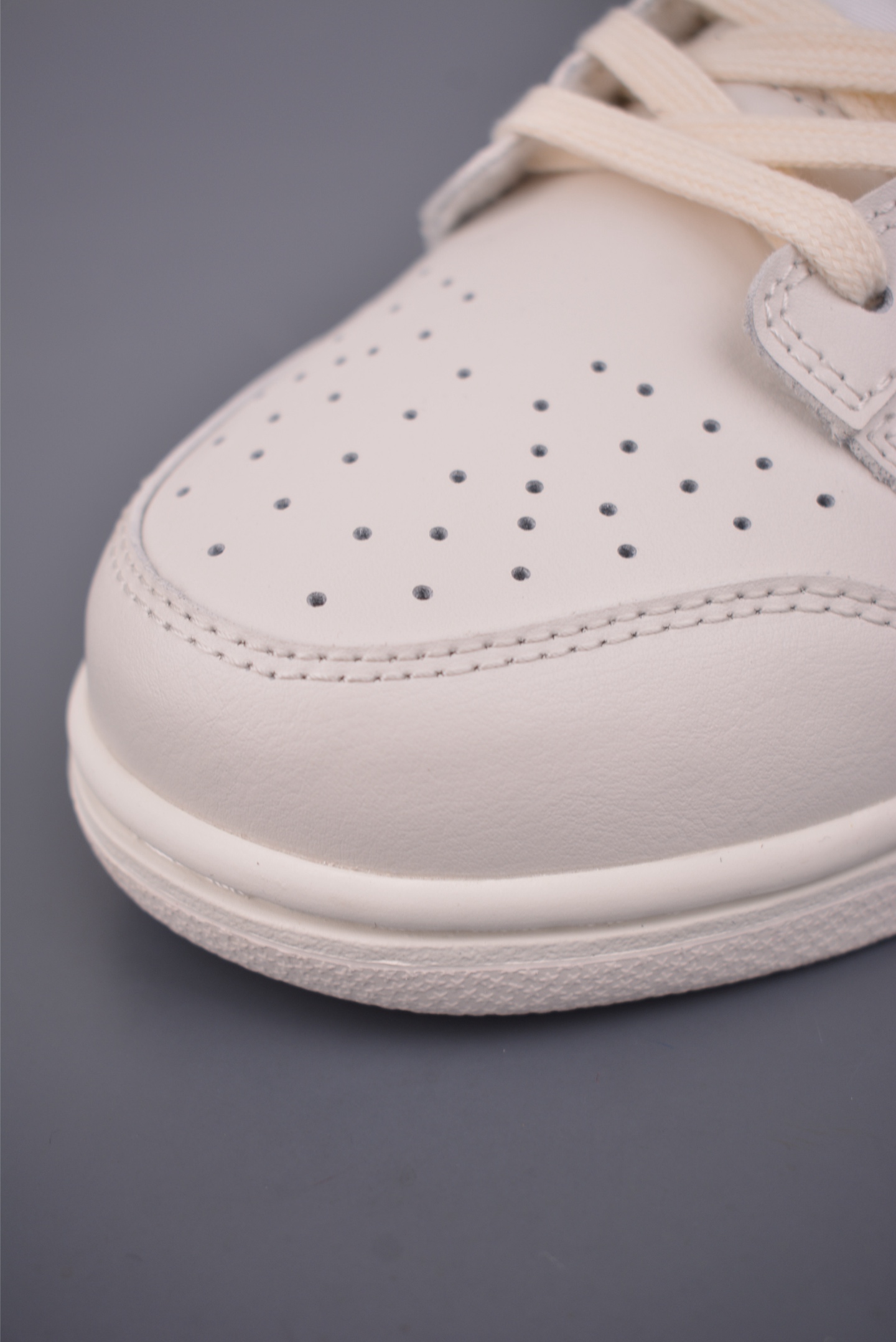 200 Nike SB Dunk Low 马年限定 WW1228-174-Chinese UA Cheap High Quatity Brand Clothes Bags handbags Sneakers wholesale wholesaler seller from China Factory suppliers Fashion Clothing Shoes best Quality Beautiful Price 200 Nike SB Dunk Low 马年限定 WW1228-174