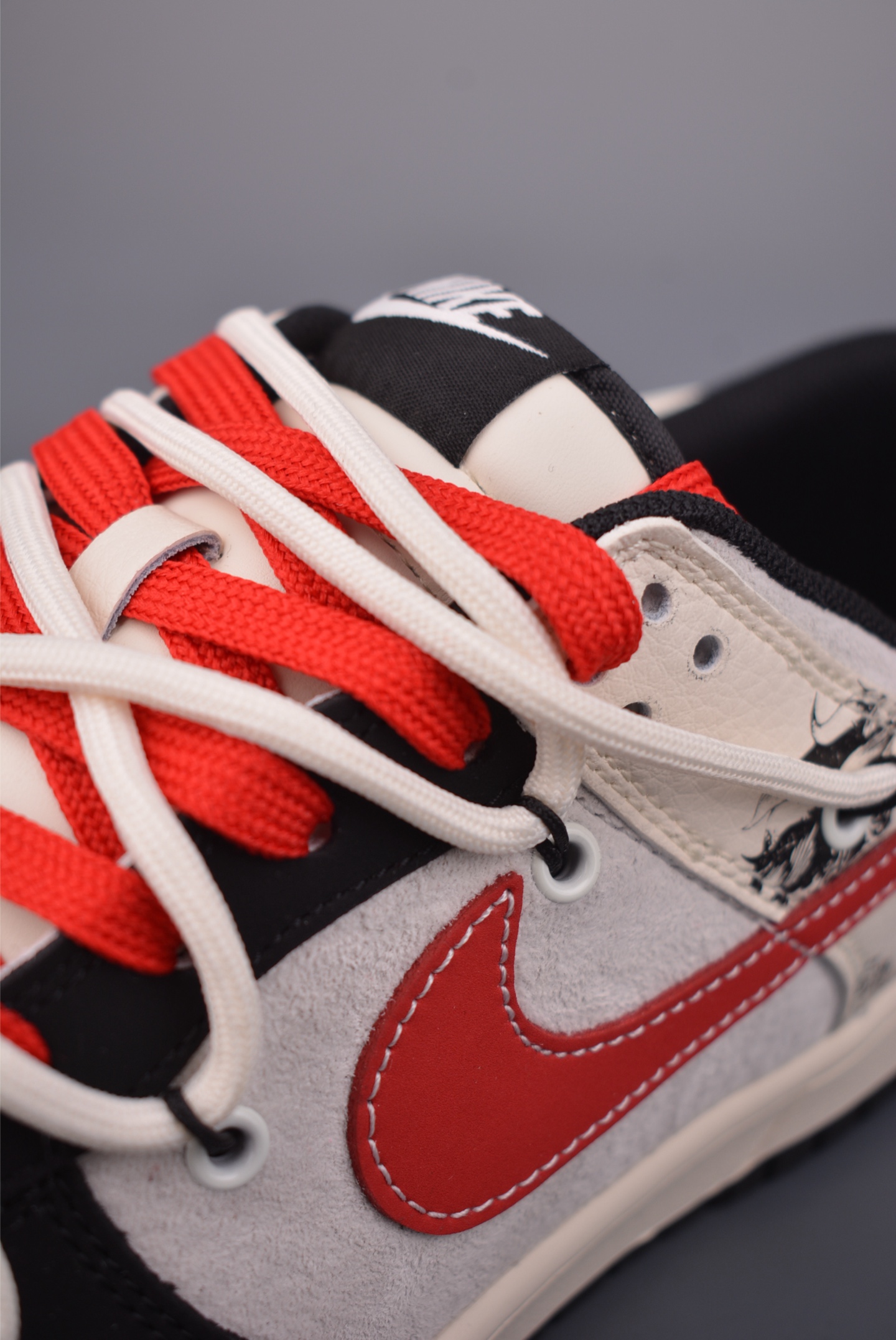Nike SB Dunk Low 马年限定 解构绑带 CX5050-Y73-Top High Quatity Cheap Sneakers Fashion Clothing Clothes Bags handbags Shoes of all Brand wholesale With The best Quality And Beautiful Price from China Factory Chinese suppliers wholesaler seller Nike SB Dunk Low 马年限定 解构绑带 CX5050-Y73