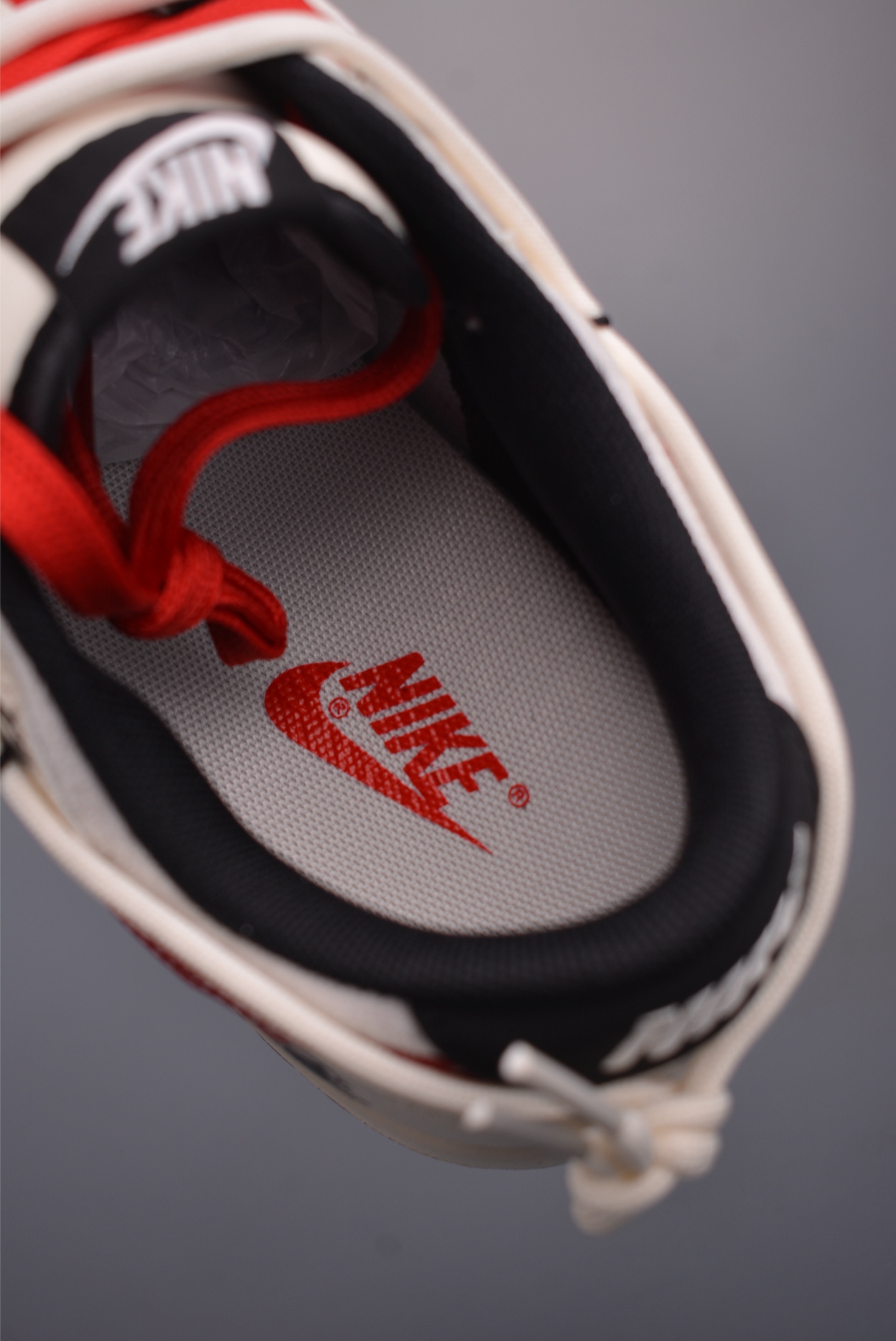 Nike SB Dunk Low 马年限定 解构绑带 CX5050-Y73-Top High Quatity Cheap Sneakers Fashion Clothing Clothes Bags handbags Shoes of all Brand wholesale With The best Quality And Beautiful Price from China Factory Chinese suppliers wholesaler seller Nike SB Dunk Low 马年限定 解构绑带 CX5050-Y73