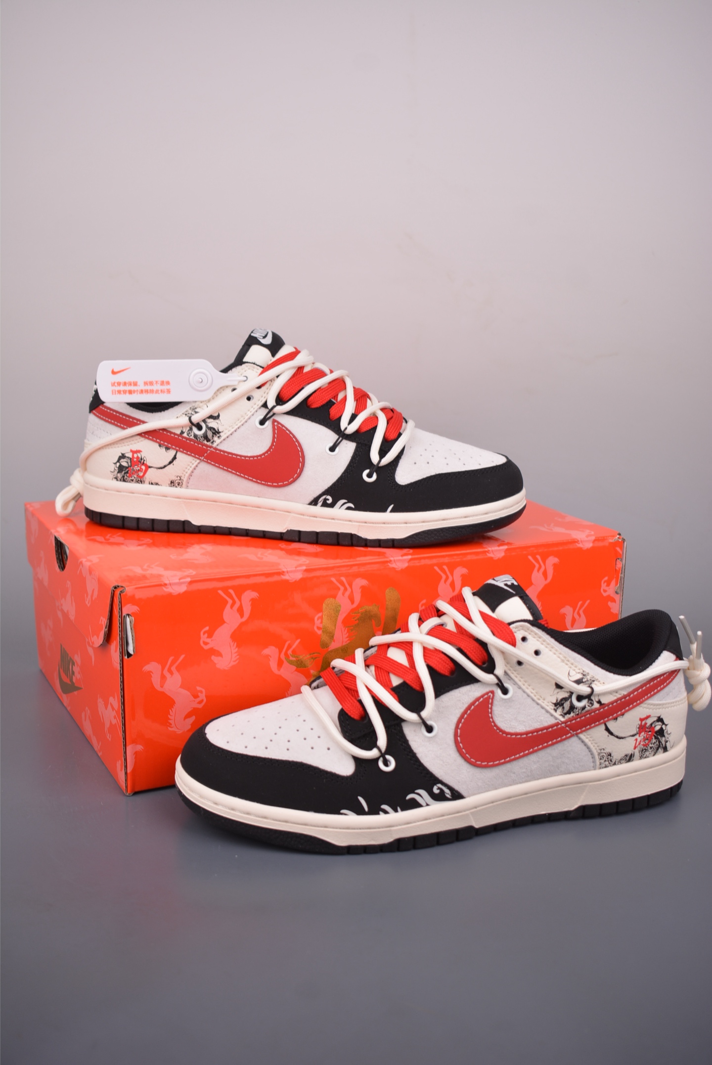 Nike SB Dunk Low 马年限定 解构绑带 CX5050-Y73-Top High Quatity Cheap Sneakers Fashion Clothing Clothes Bags handbags Shoes of all Brand wholesale With The best Quality And Beautiful Price from China Factory Chinese suppliers wholesaler seller Nike SB Dunk Low 马年限定 解构绑带 CX5050-Y73